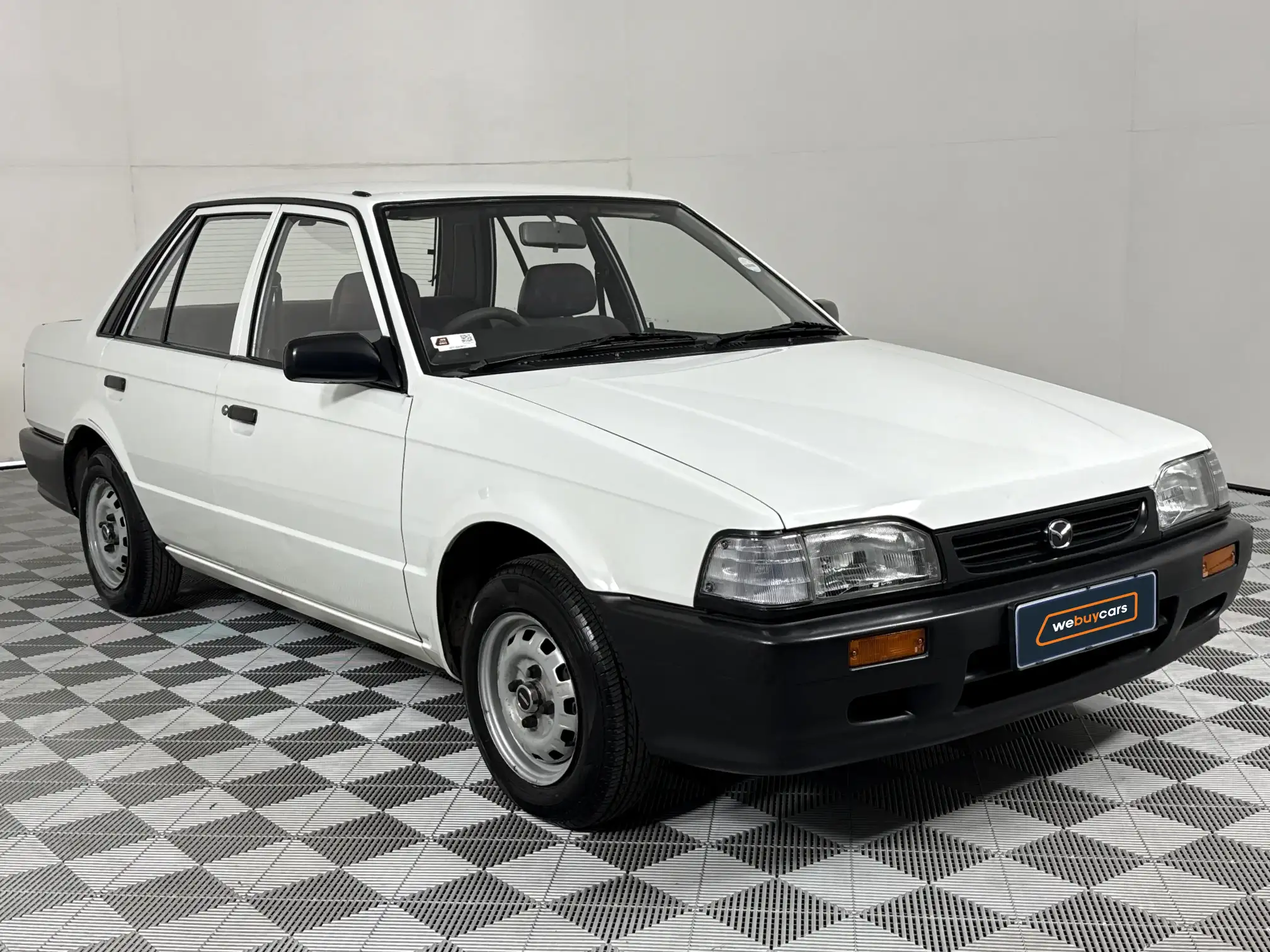 Mazda 323