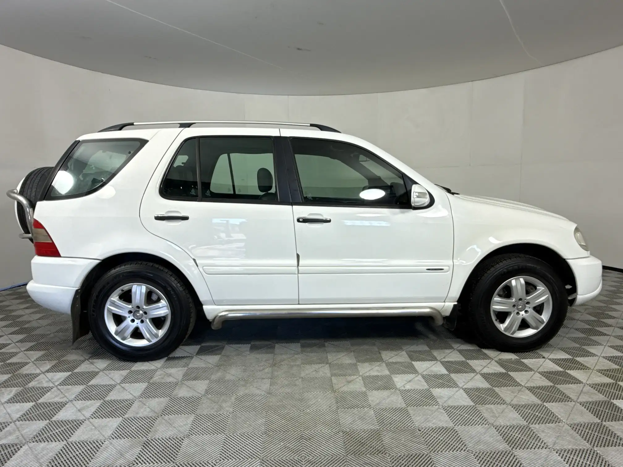 Mercedes-Benz M Class