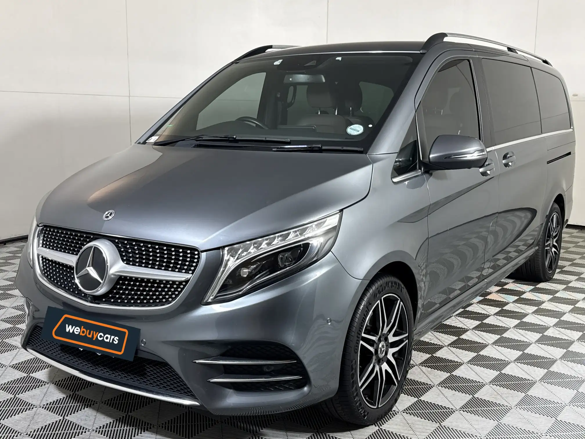 2022 Mercedes-Benz V250
