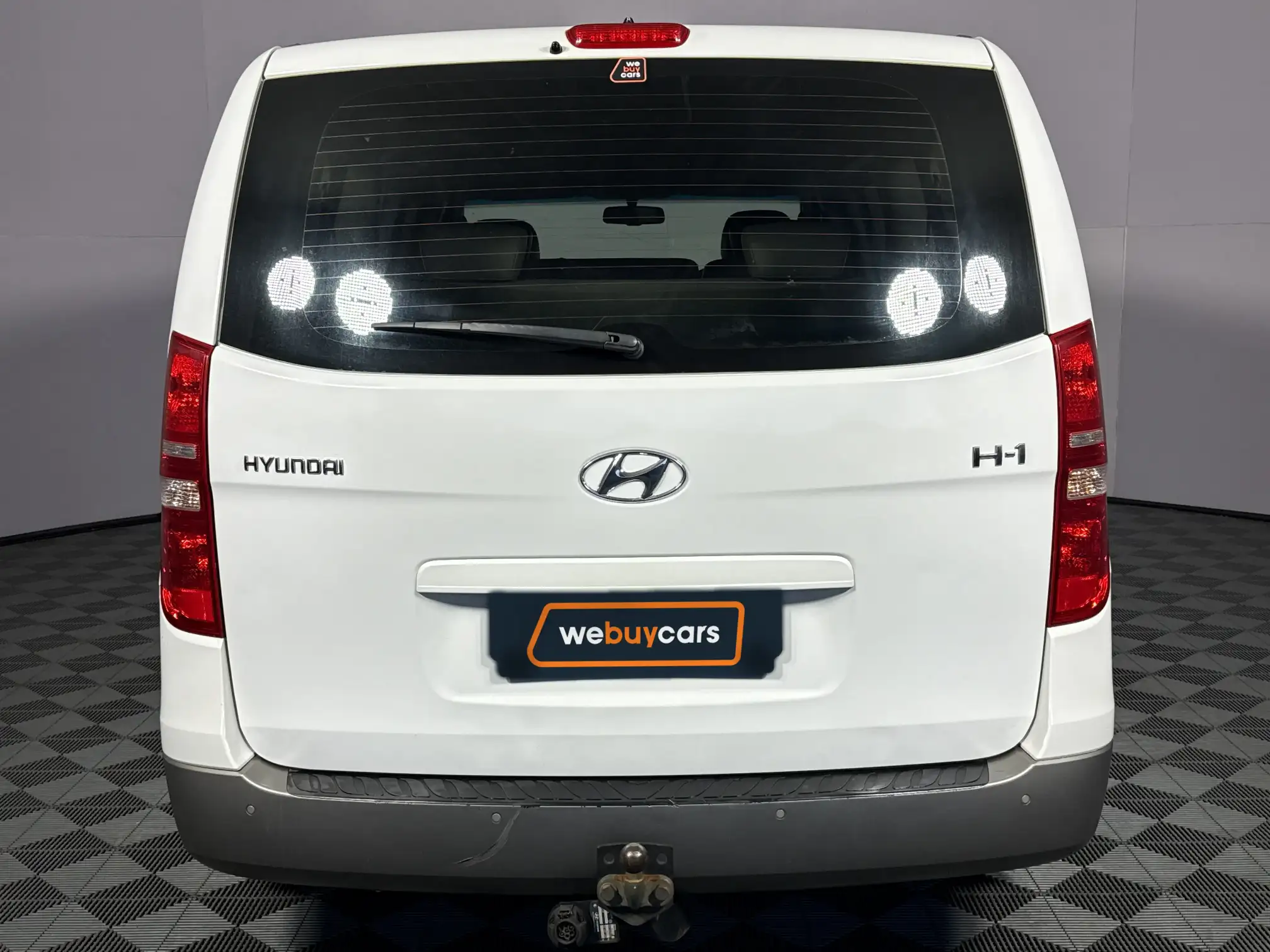 Hyundai H-1