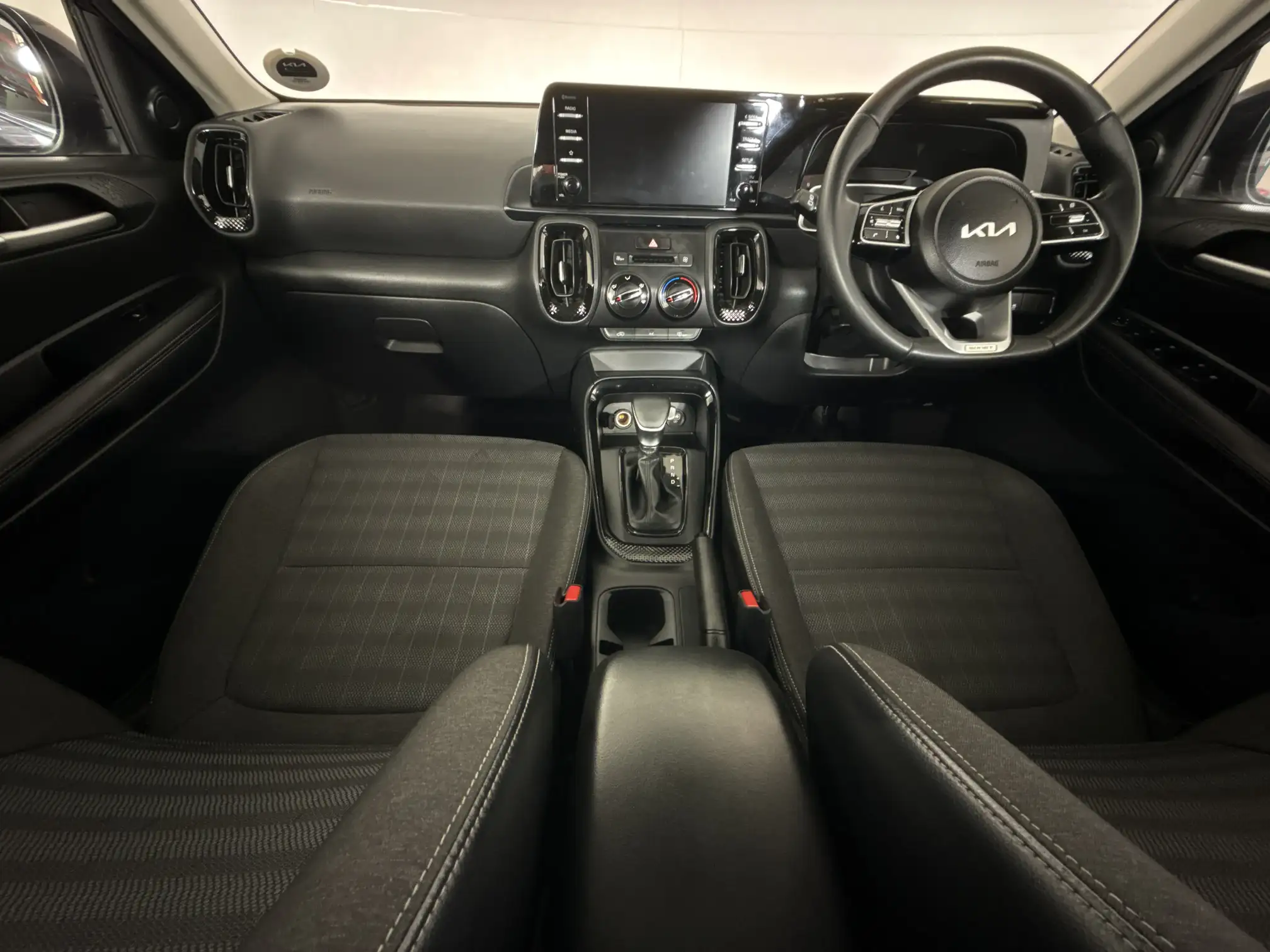 KIA Sonet