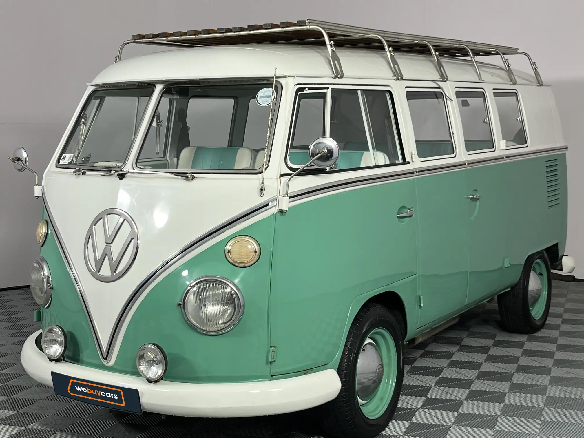 1964 Volkswagen Kombi AND Microbus