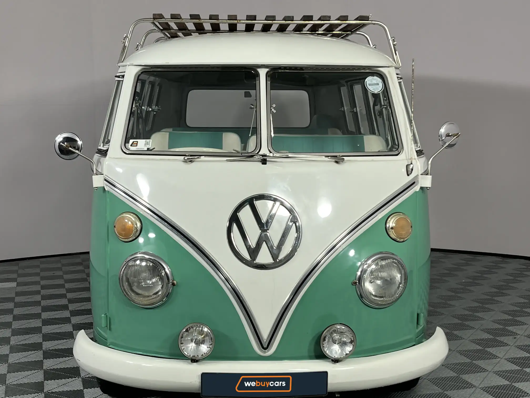 Volkswagen Kombi AND Microbus