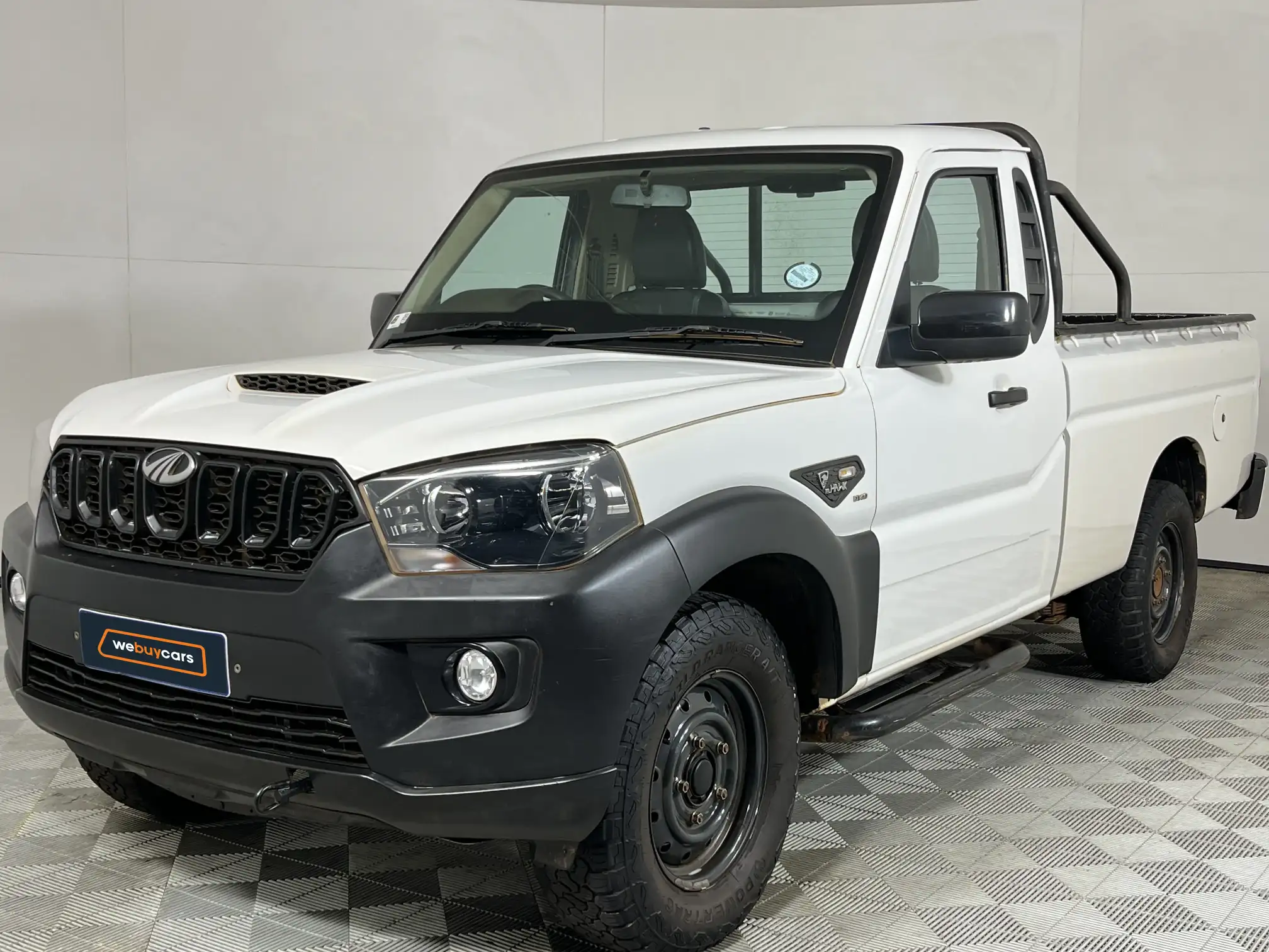 2020 Mahindra PIK UP
