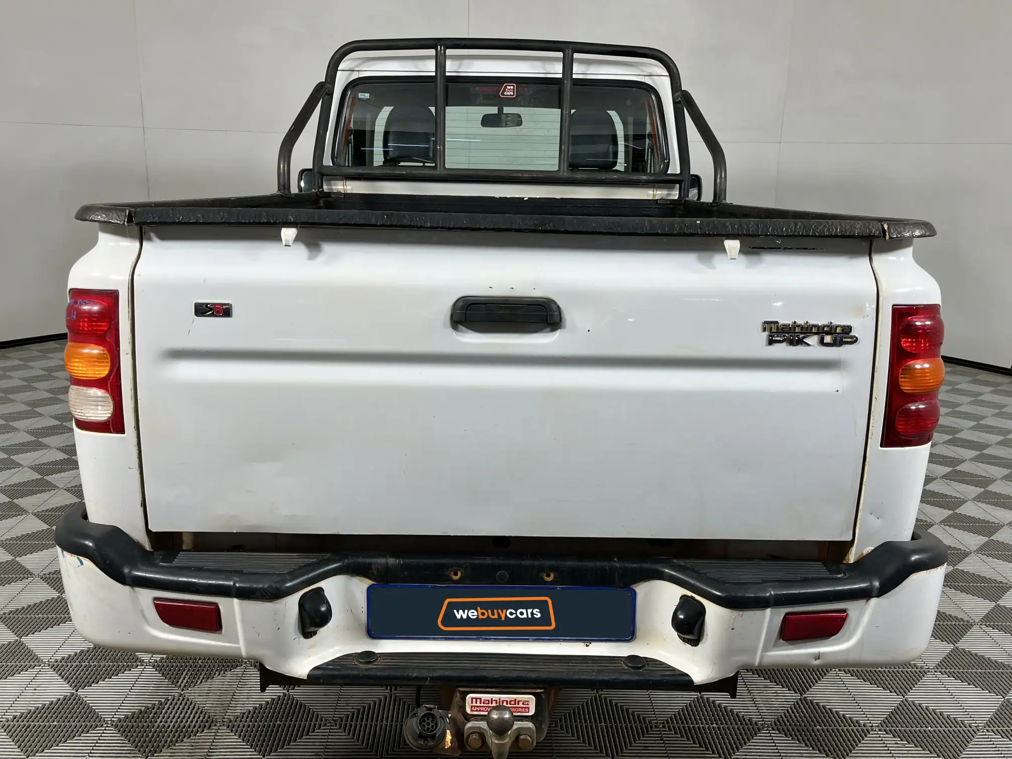 Mahindra PIK UP