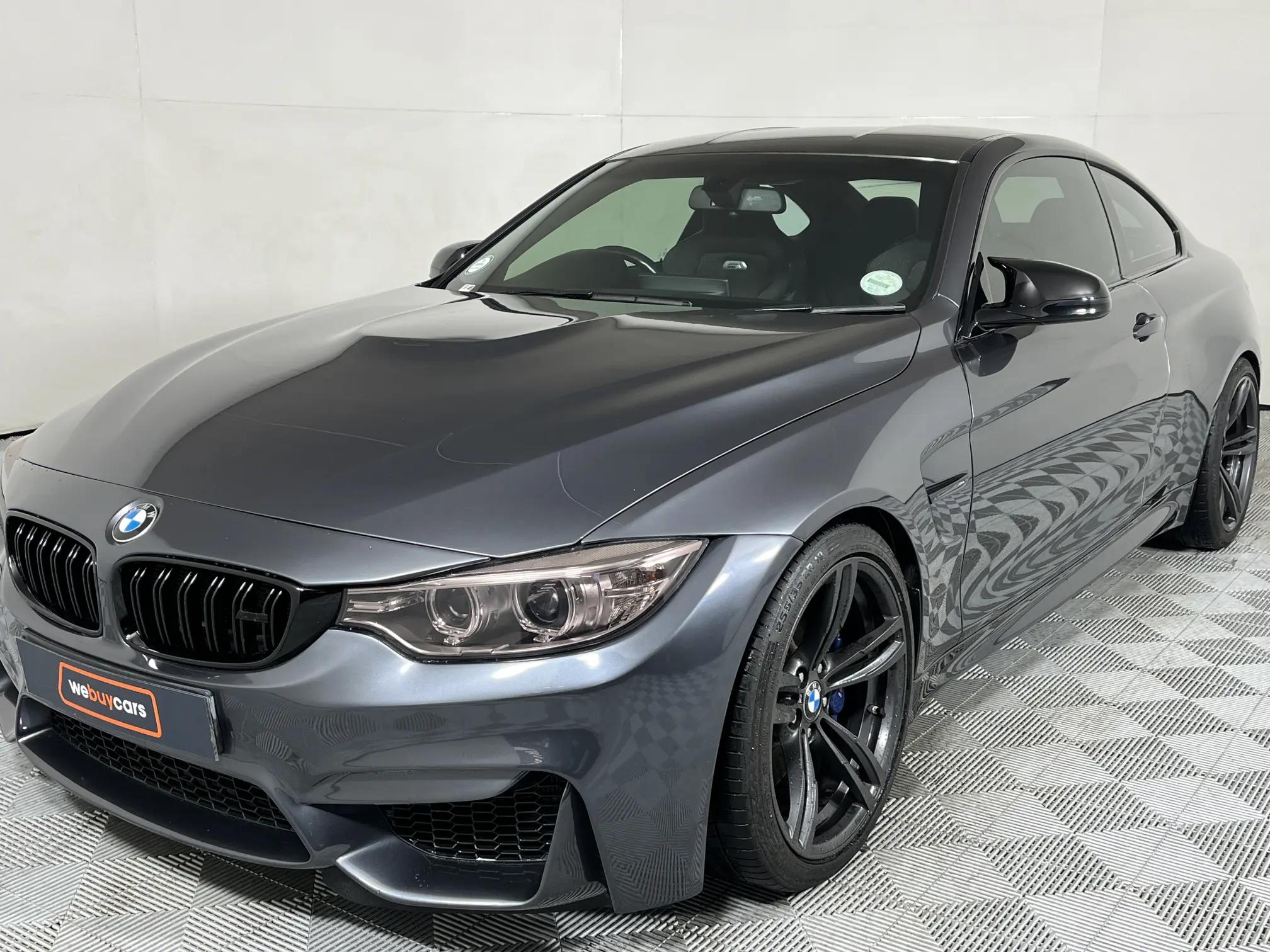 BMW M4 Coupe M-DCT
