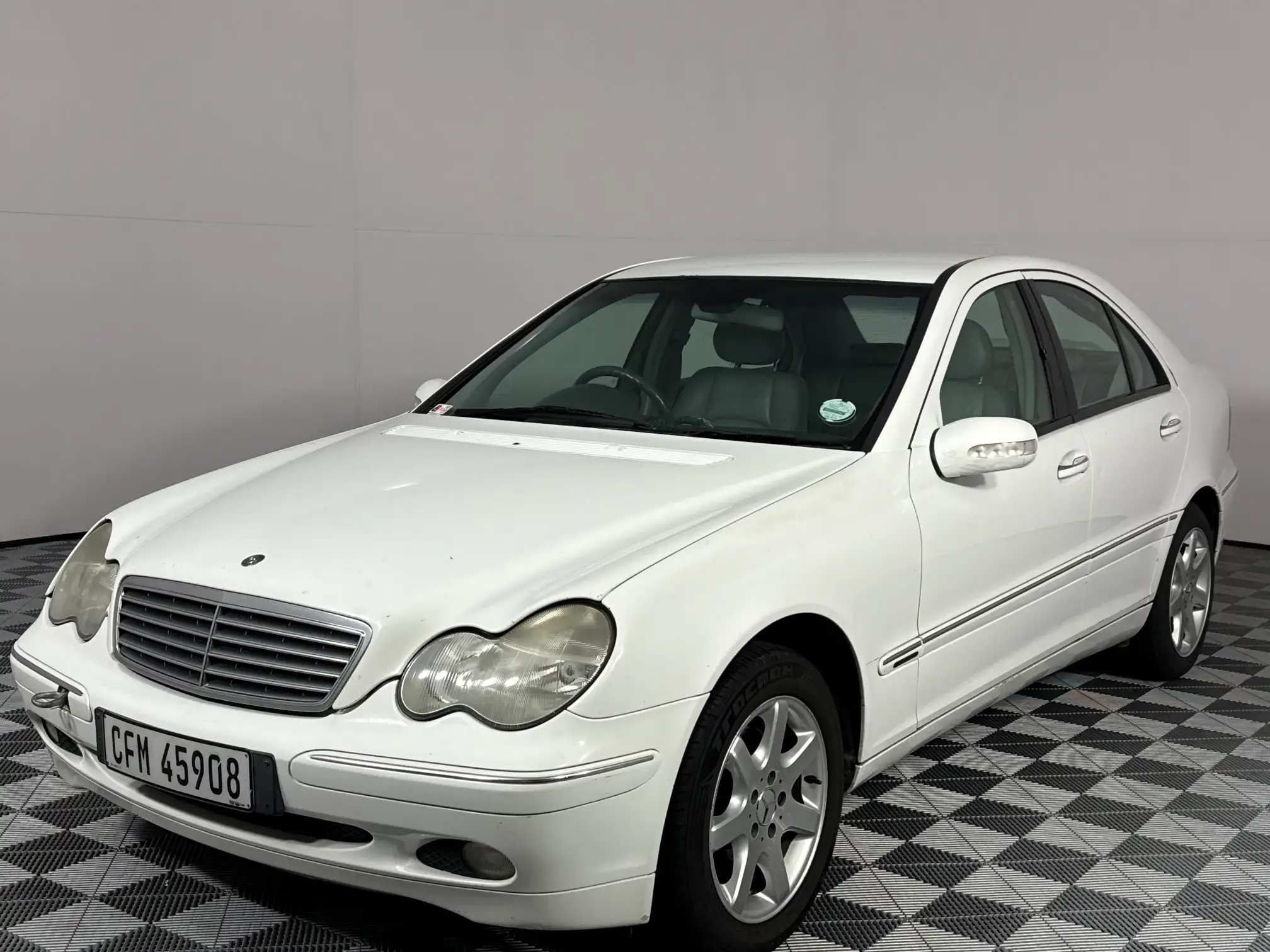 2001 Mercedes-Benz C Class Sedan