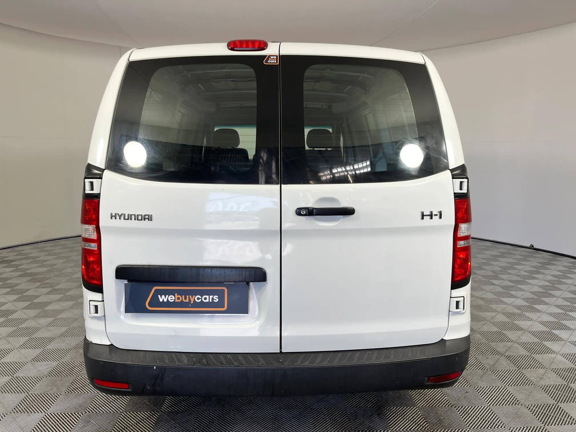 Hyundai H1 2.5 CRDi 3 Seater Panel Van for sale - R 84 900 | Carfind.co.za