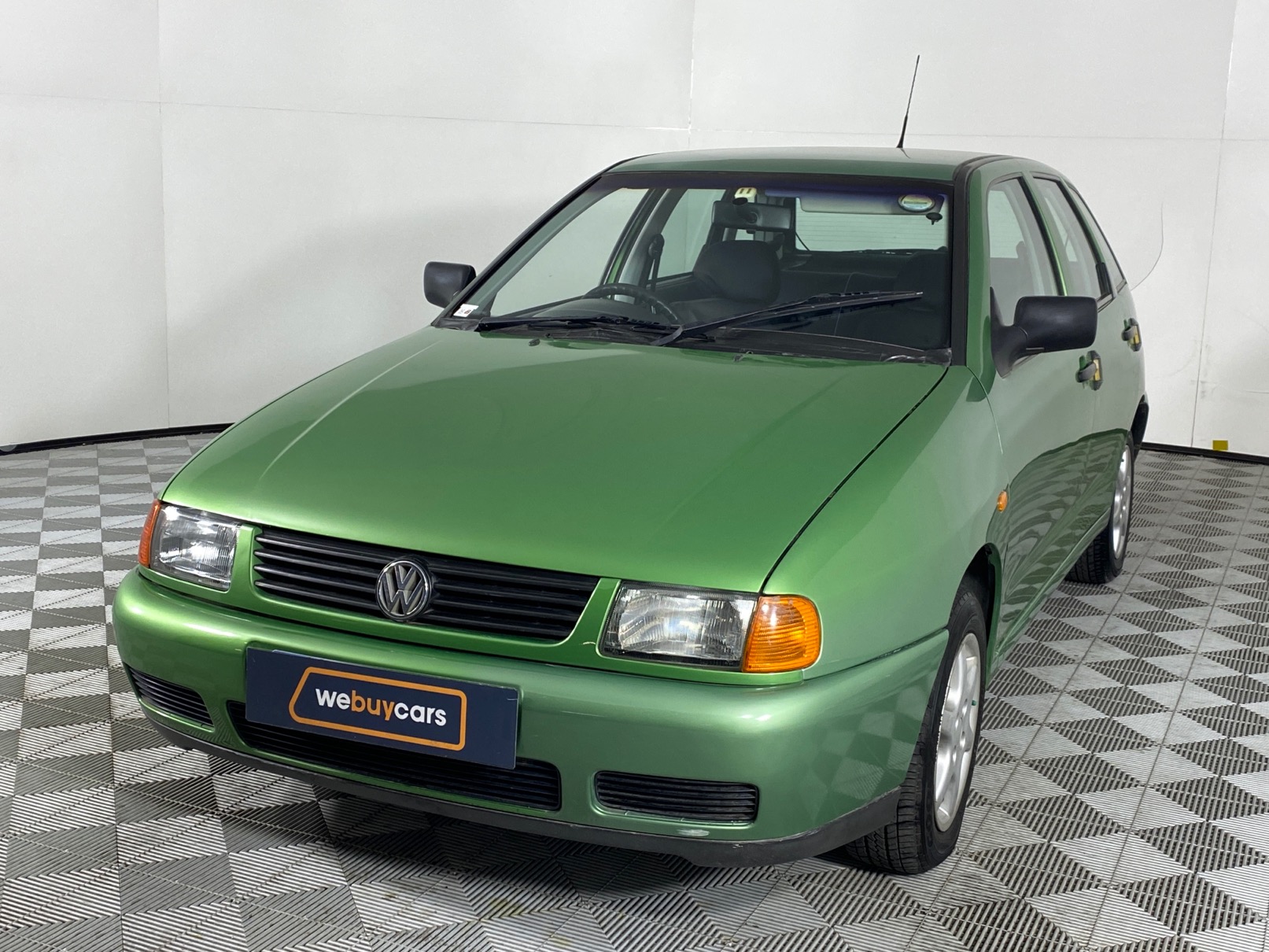 Used 1999 Volkswagen Polo Playa 1.4 for sale WeBuyCars