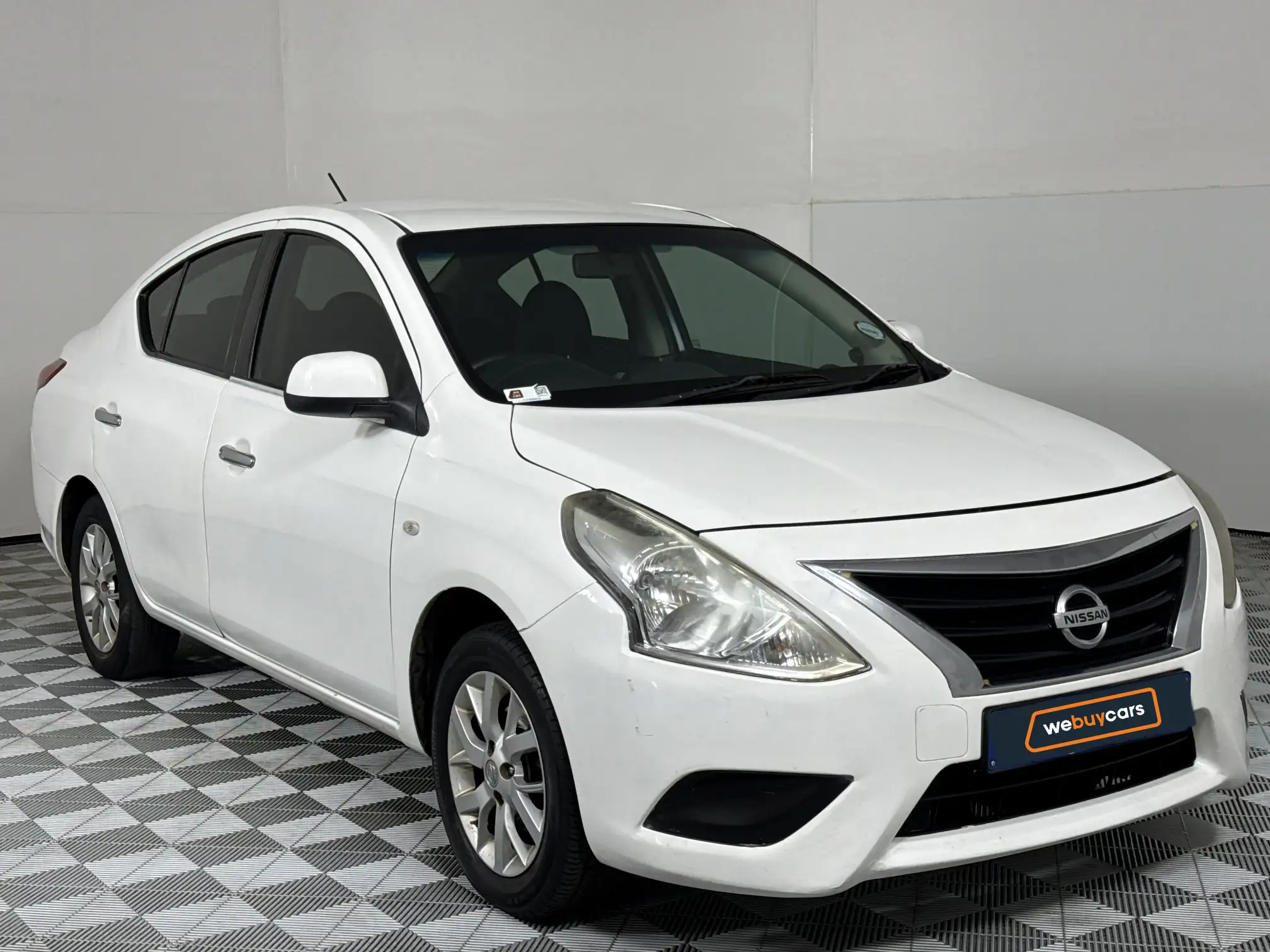 Nissan Almera