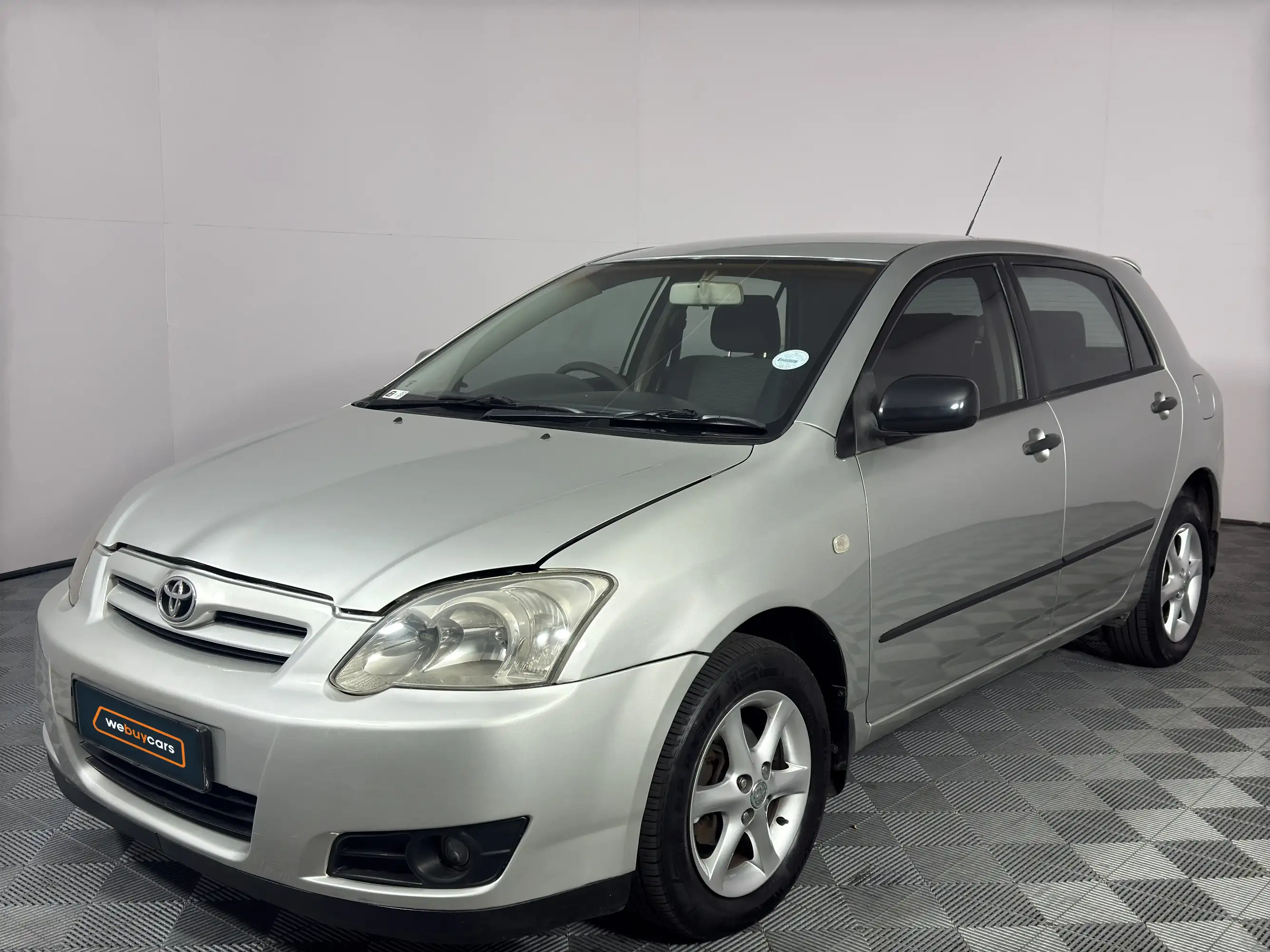 2004 Toyota Runx