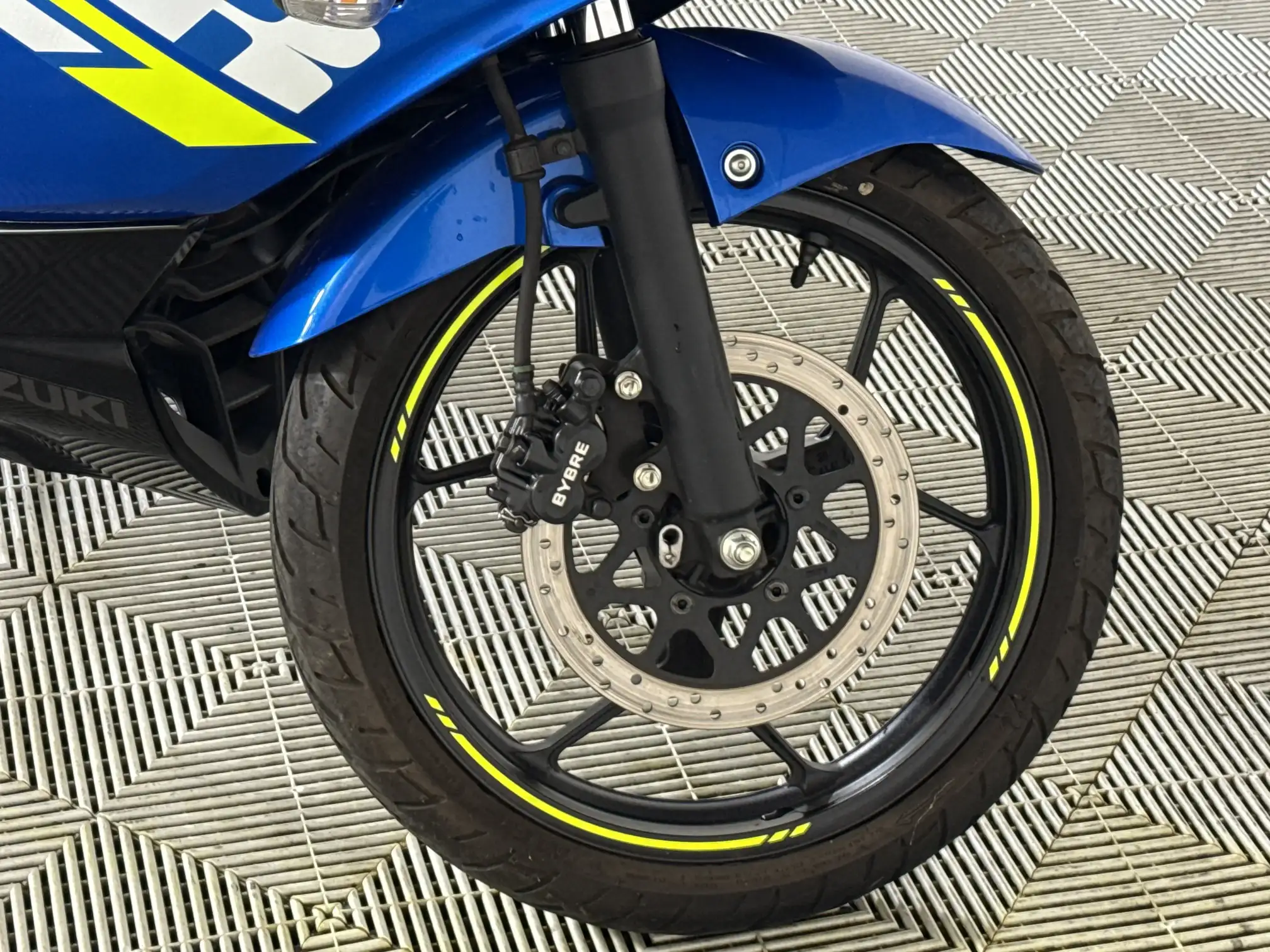 Suzuki GSX
