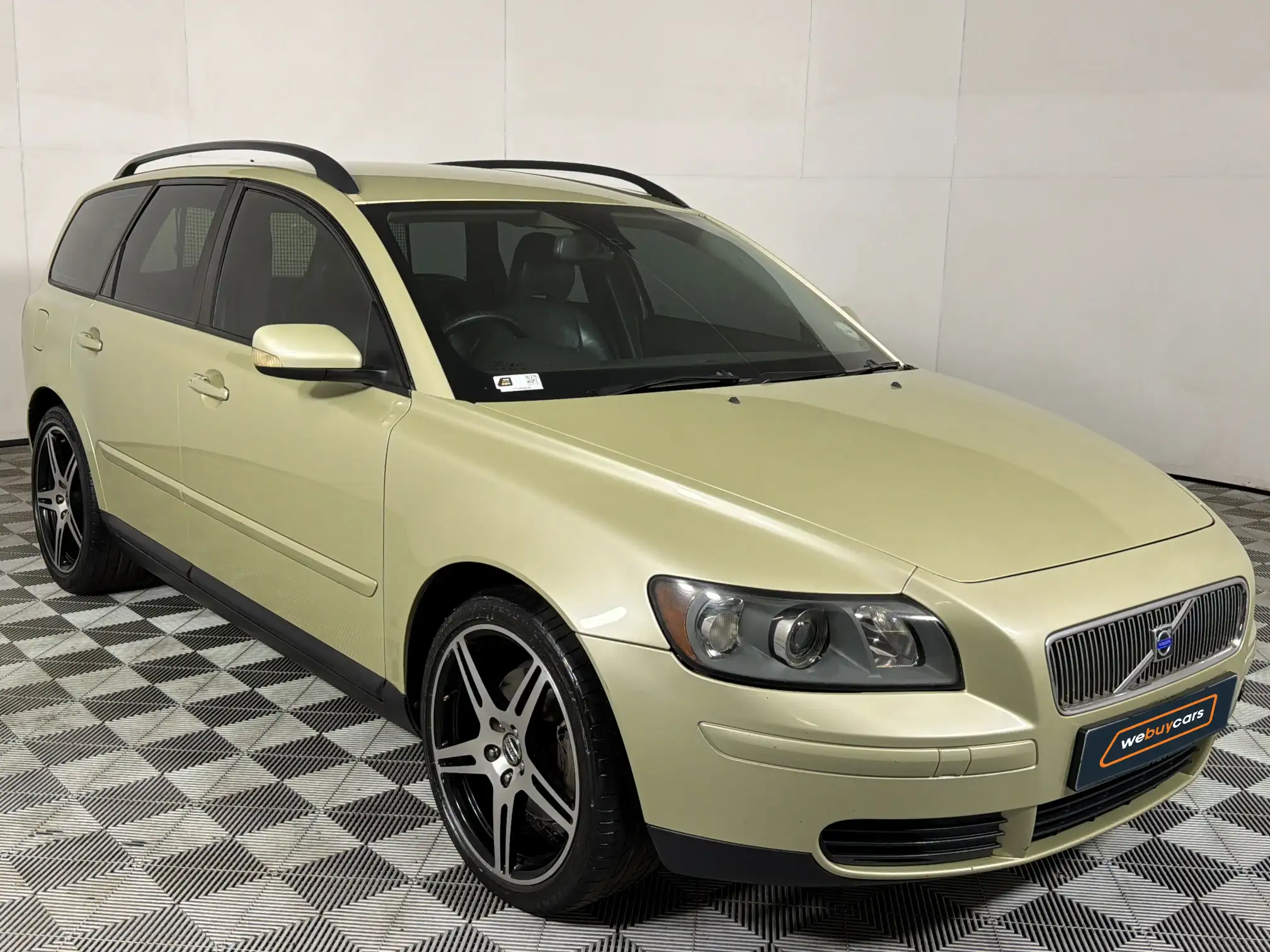Volvo V50