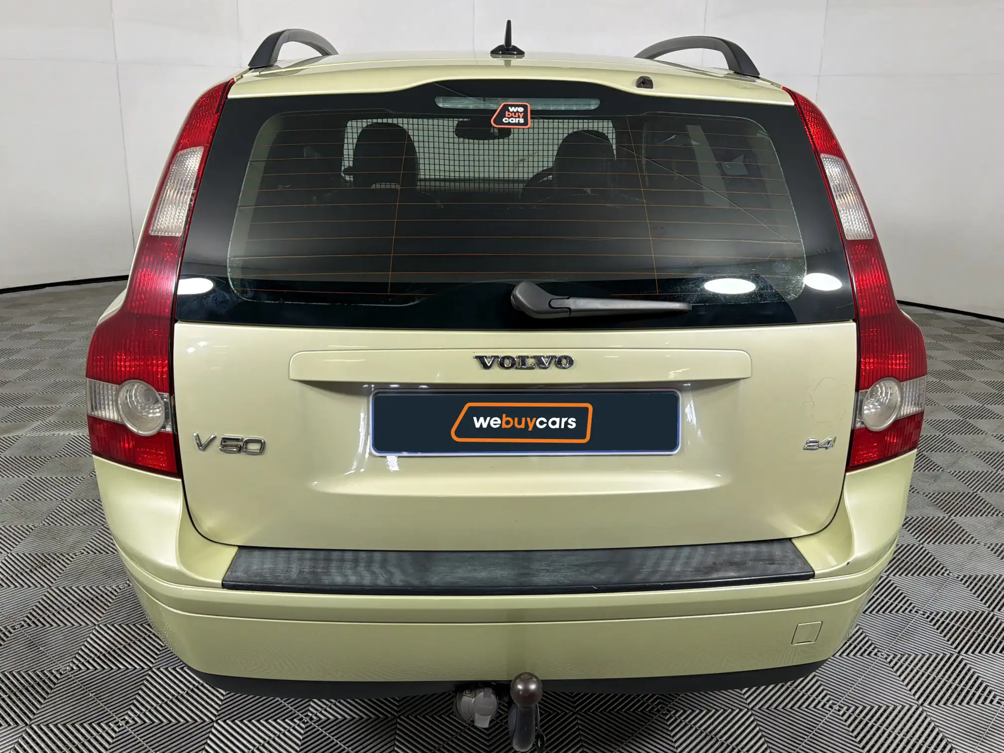 Volvo V50