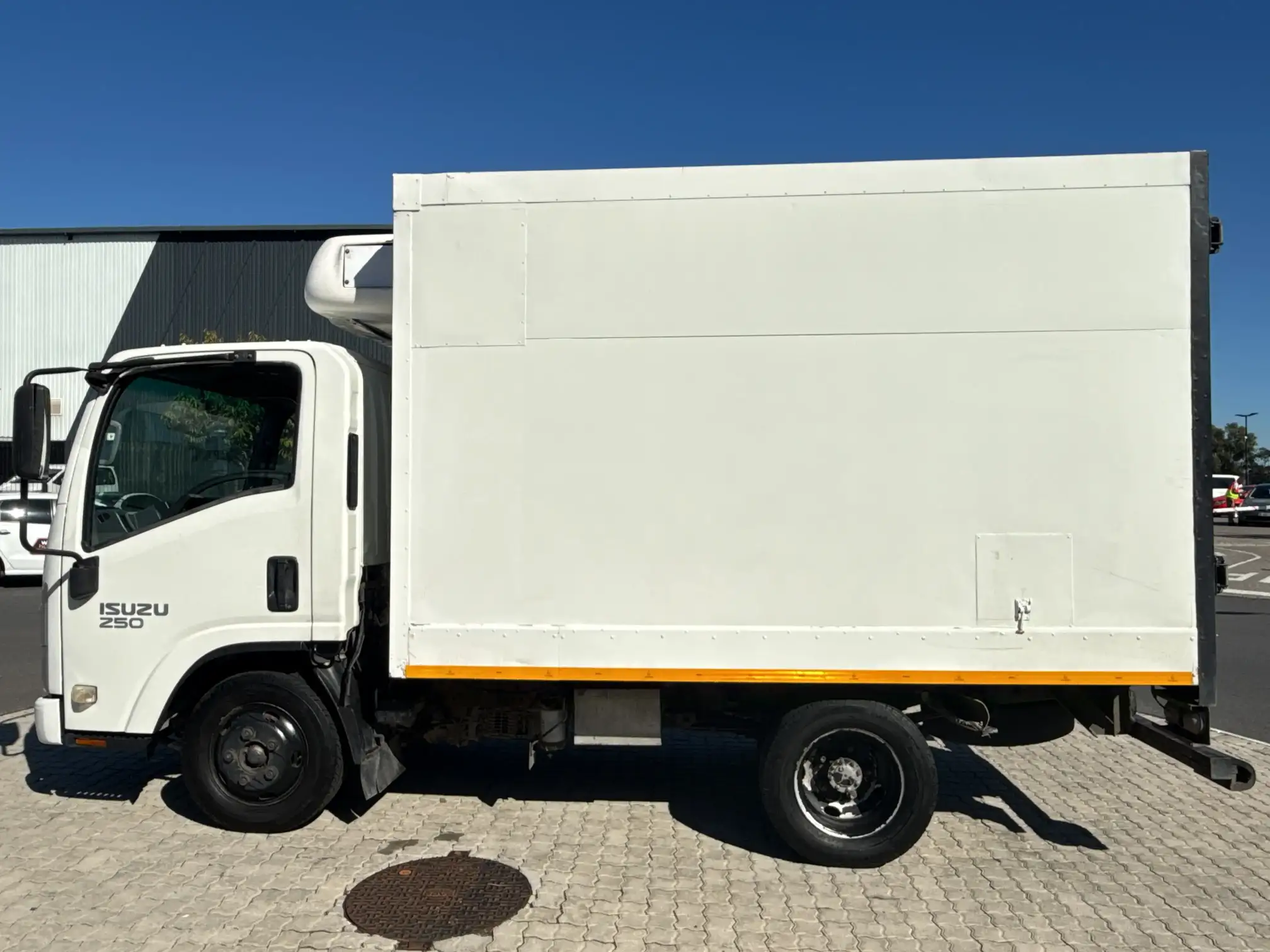 Isuzu NMR