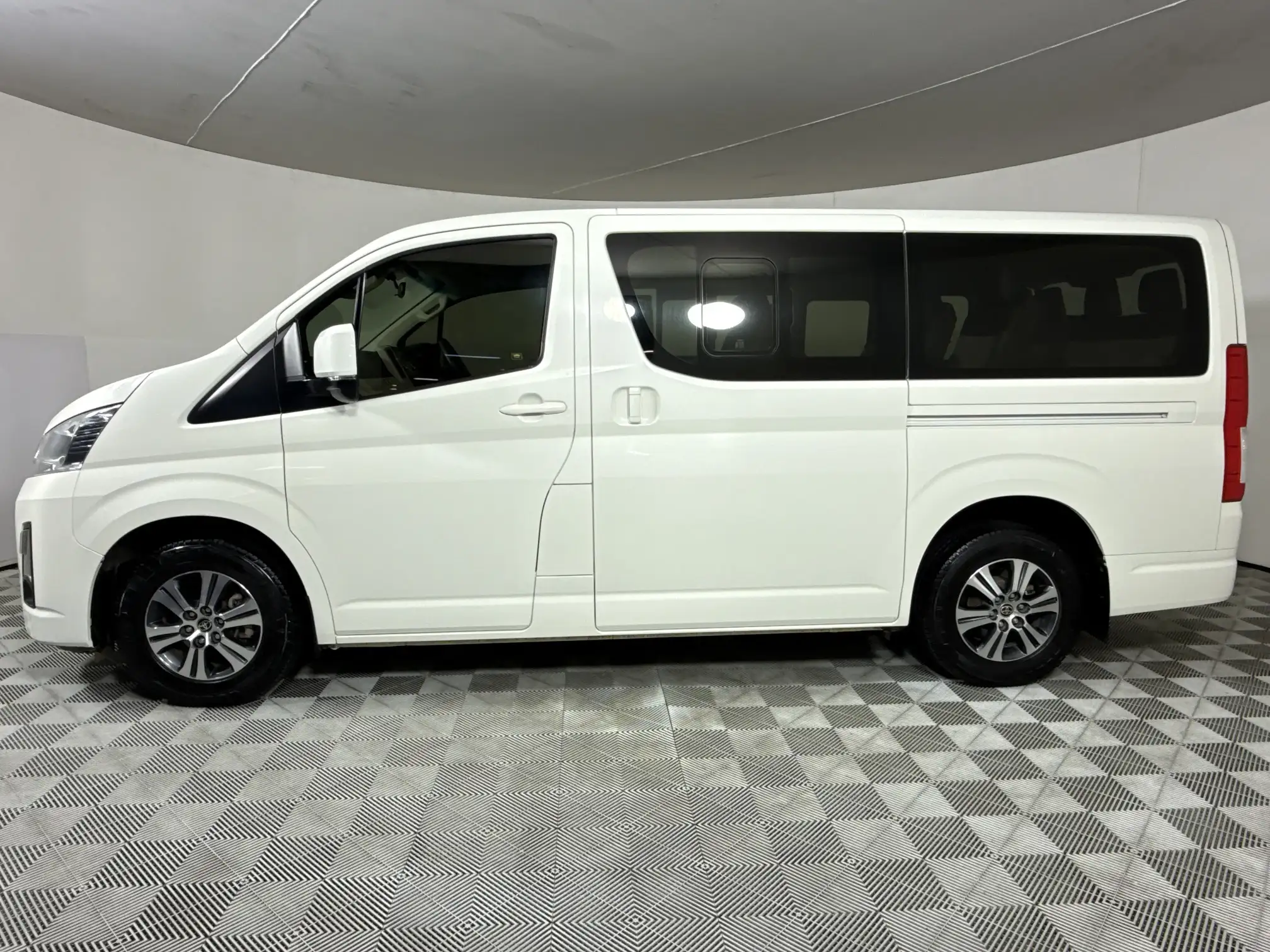 Toyota Quantum