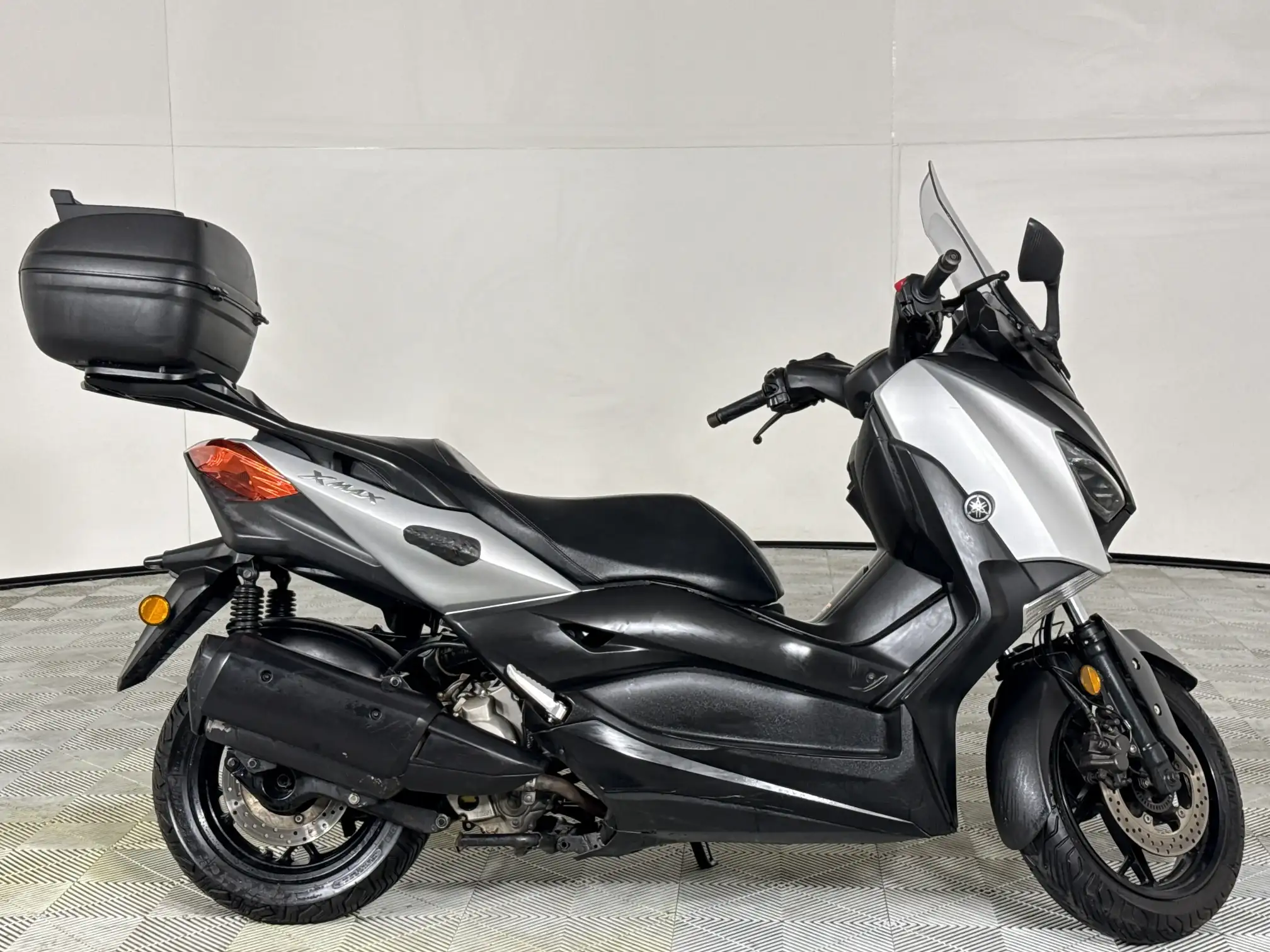 Yamaha X-MAX