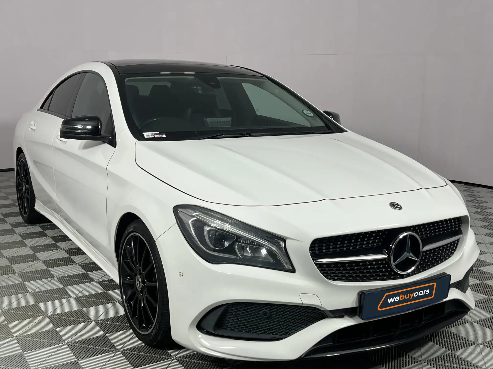 Mercedes-Benz CLA