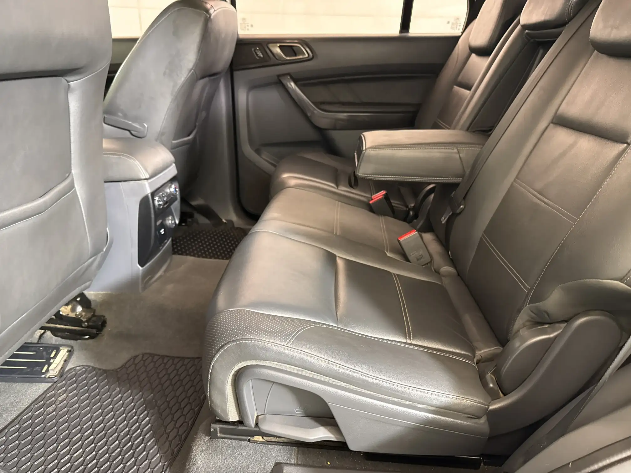 Ford Everest