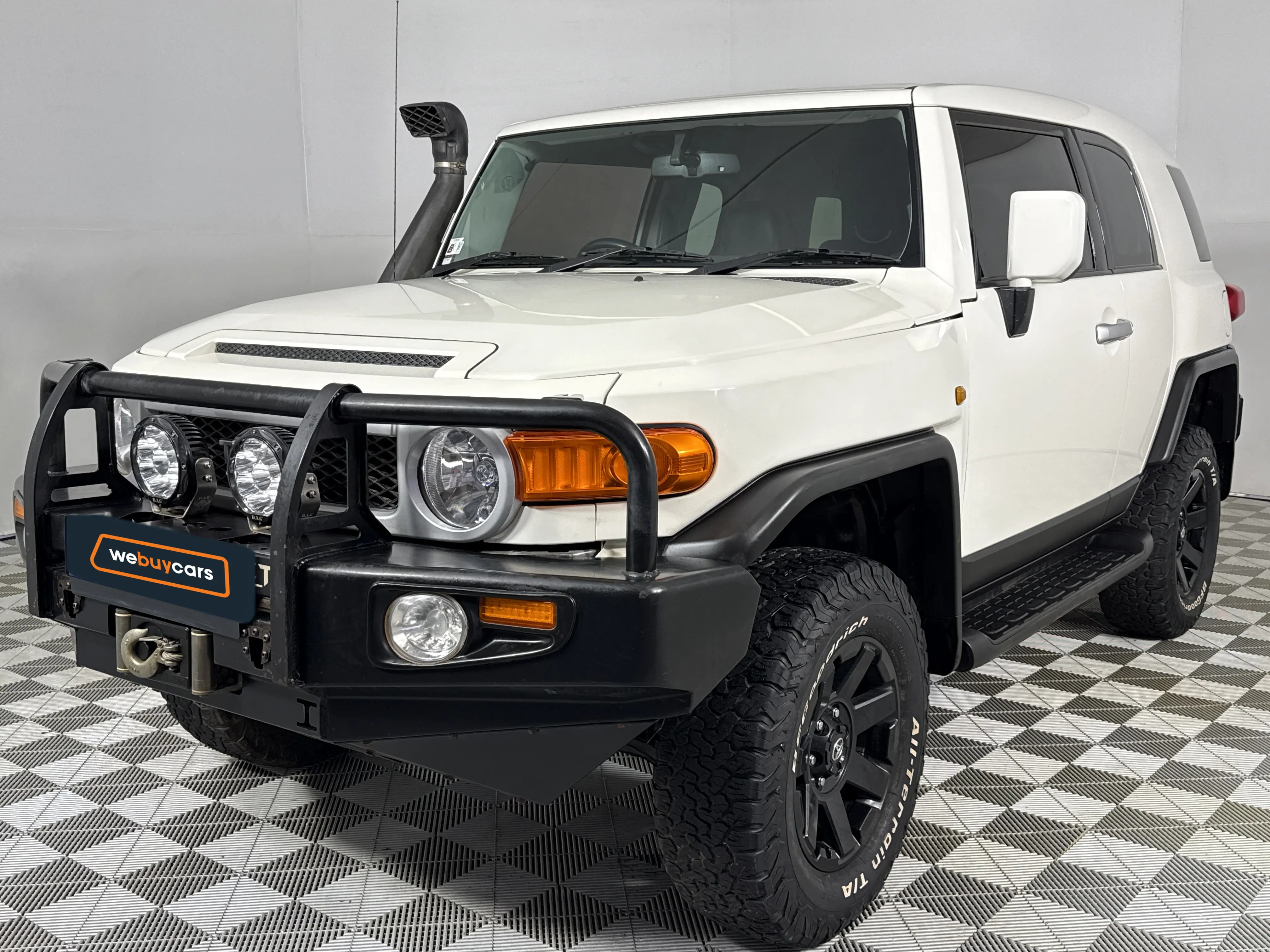 2017 Toyota Land Cruiser FJ 4.0 V6 Cruiser