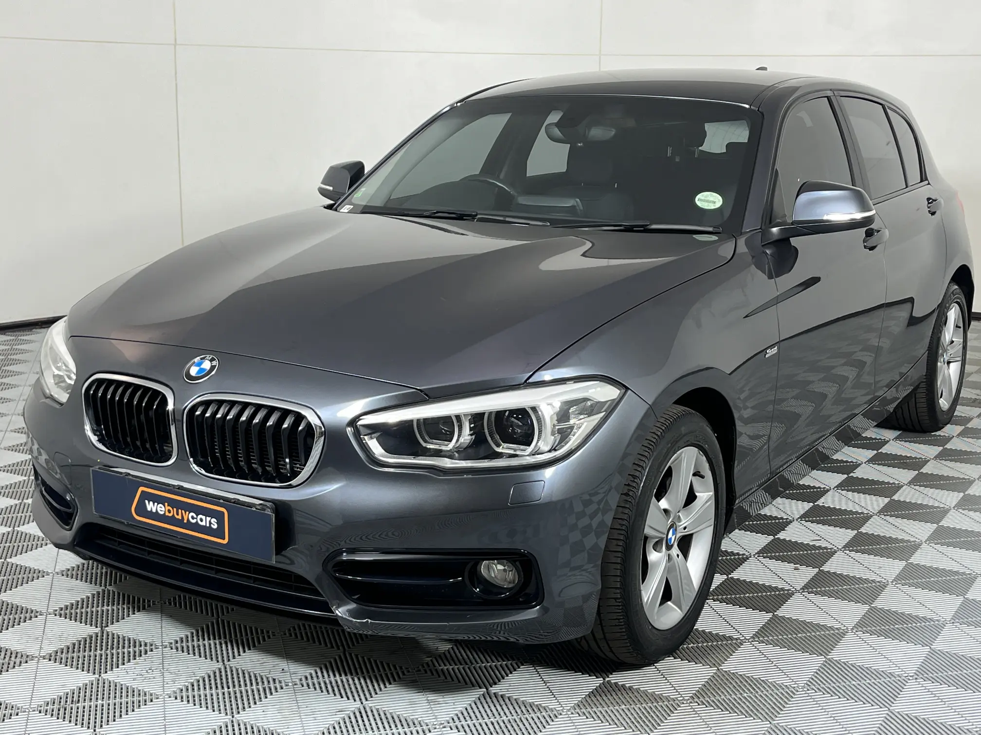 2016 BMW 1 Series 120i Sport Line 5-Door Auto (F20)