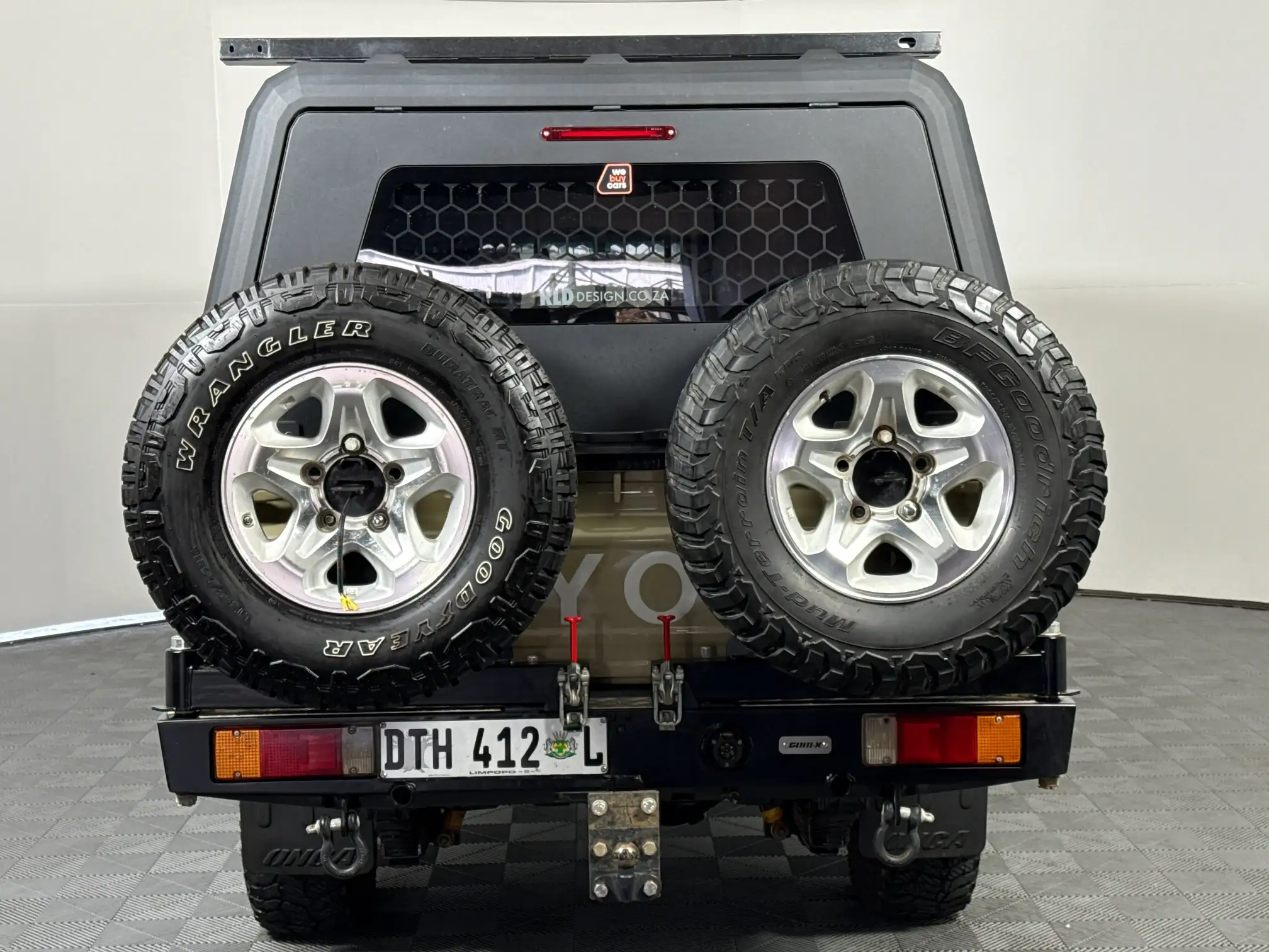 Toyota Land Cruiser