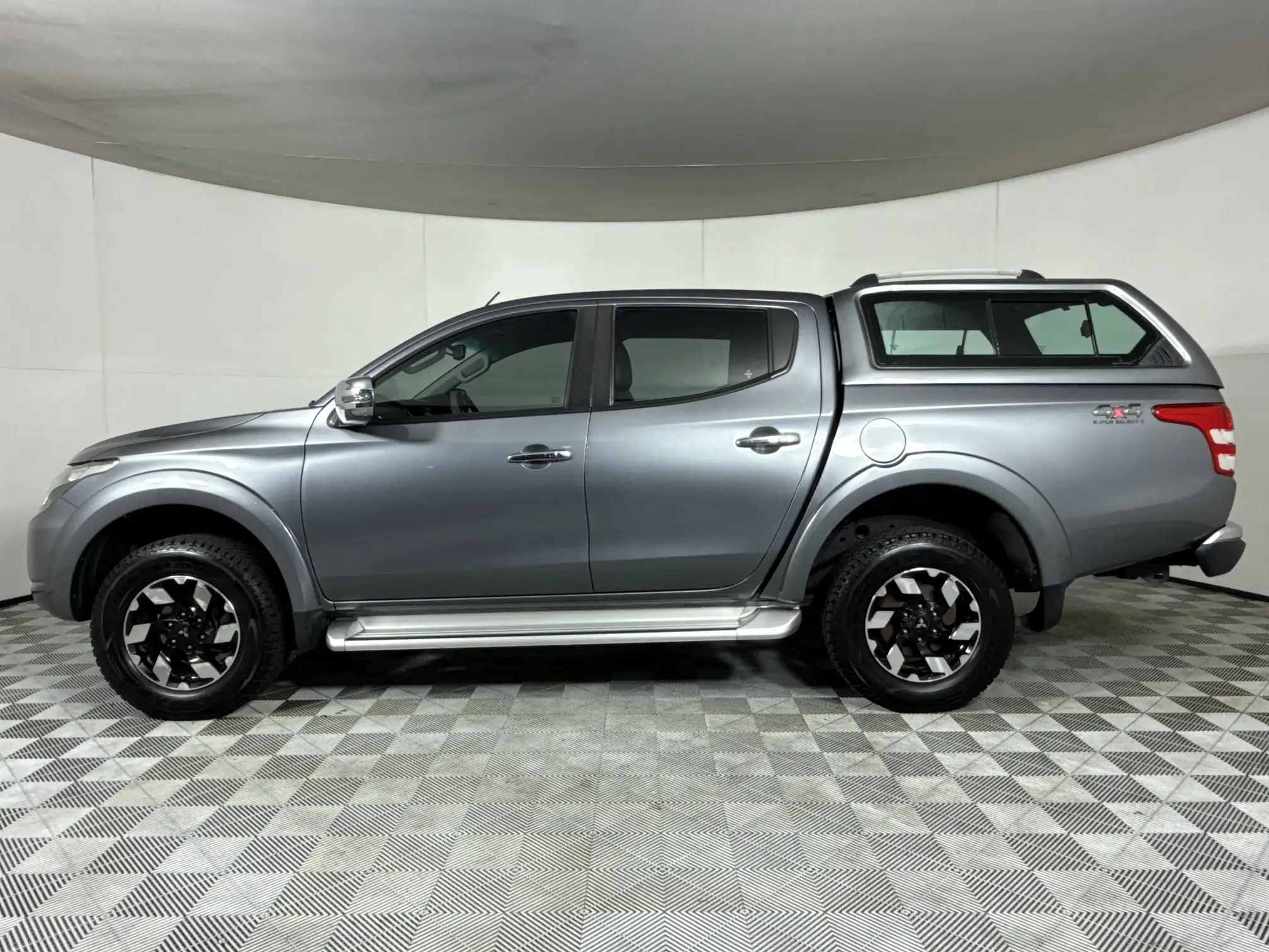 Mitsubishi Triton