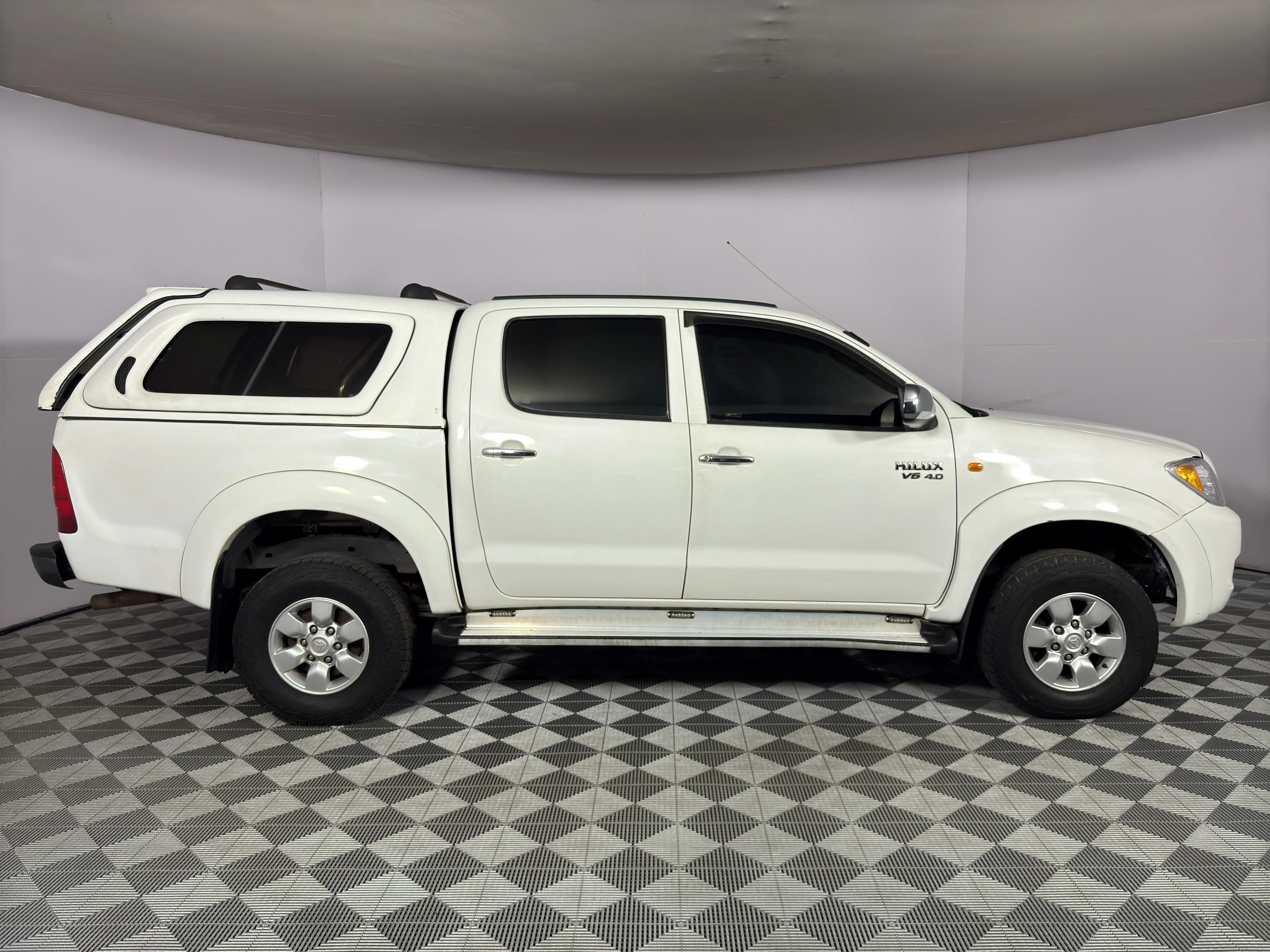 2006 Toyota Hilux 4.0 Auto Raider 4x4 Pick Up Double Cab, photo 4