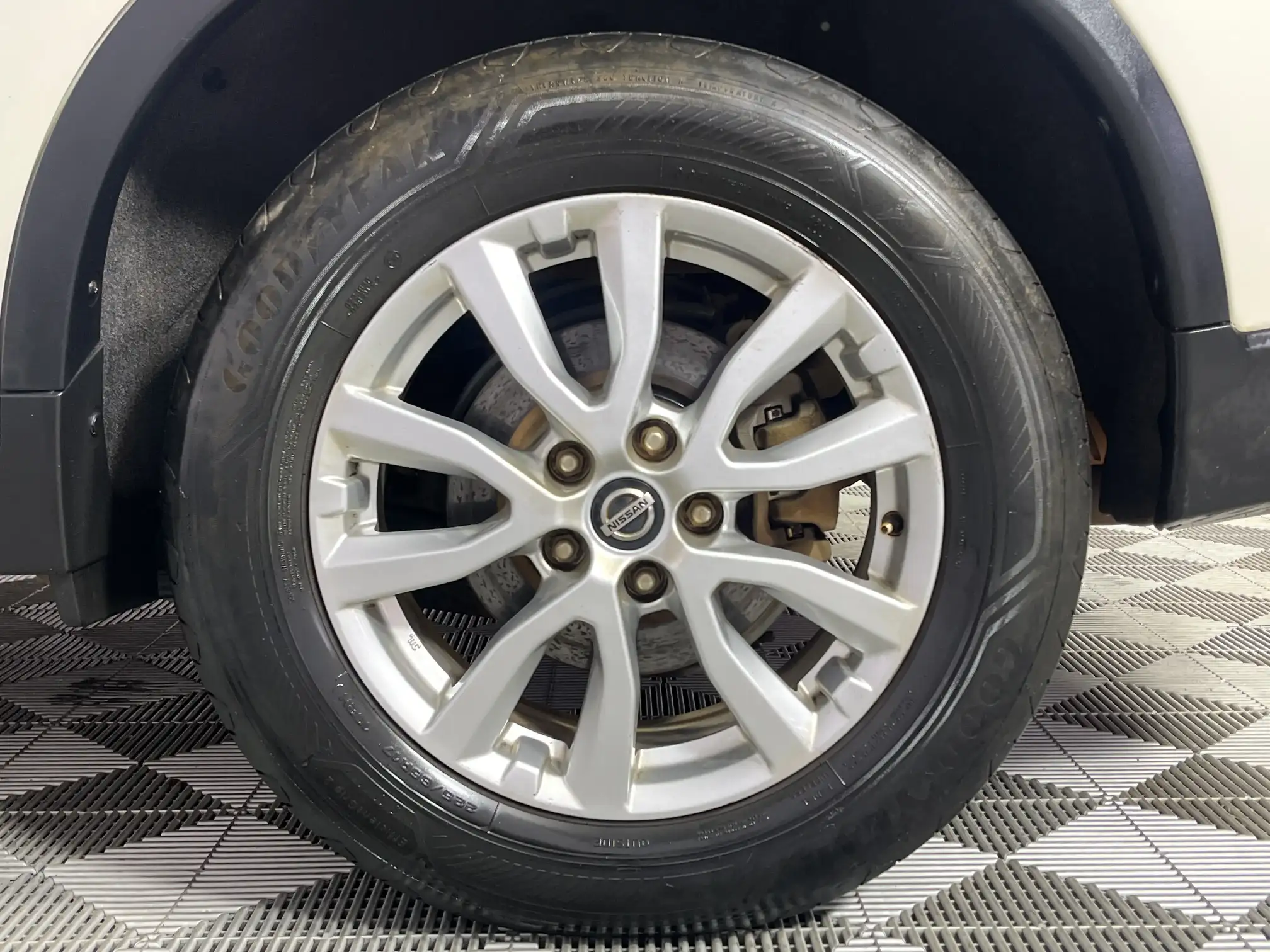 Nissan X Trail
