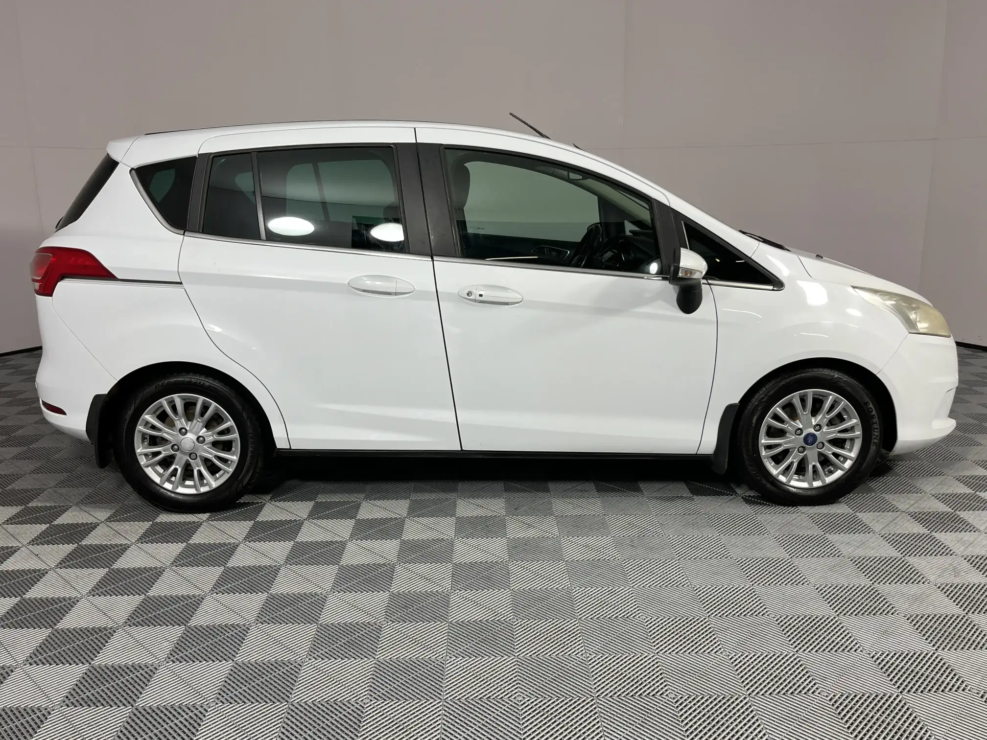 Ford B-MAX