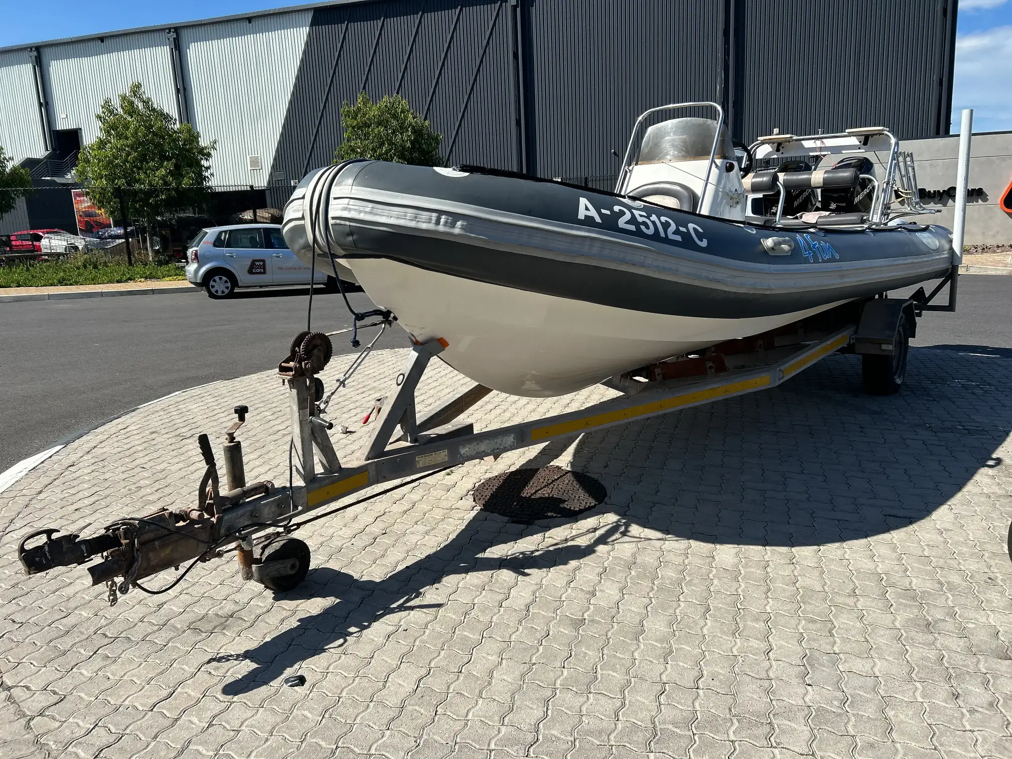 Sovereign Inflatable SRI 650