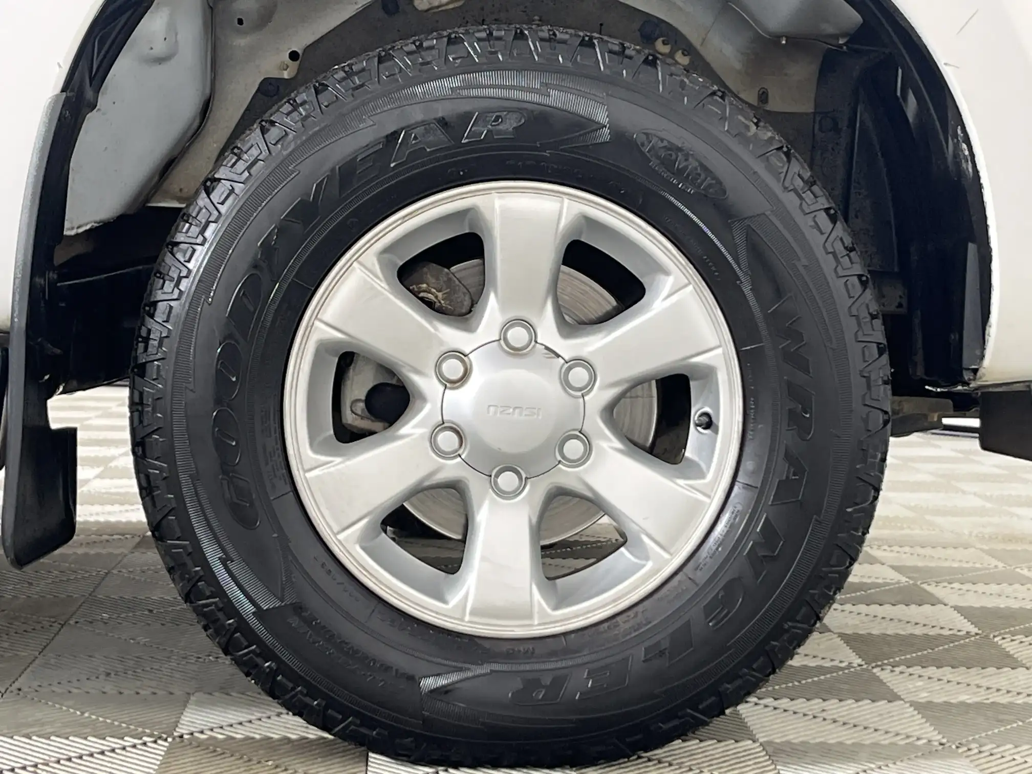 Isuzu D-MAX