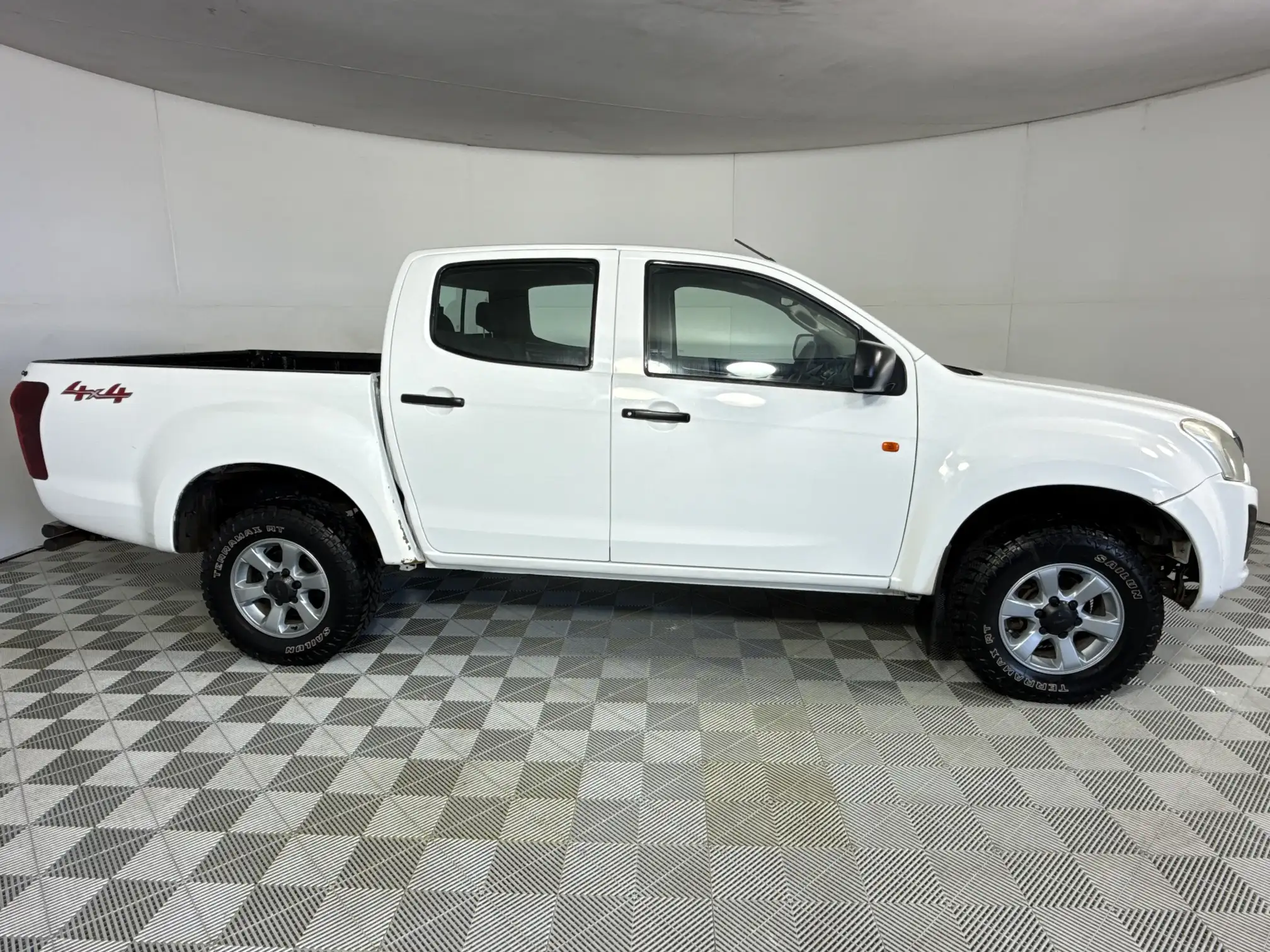 Isuzu KB