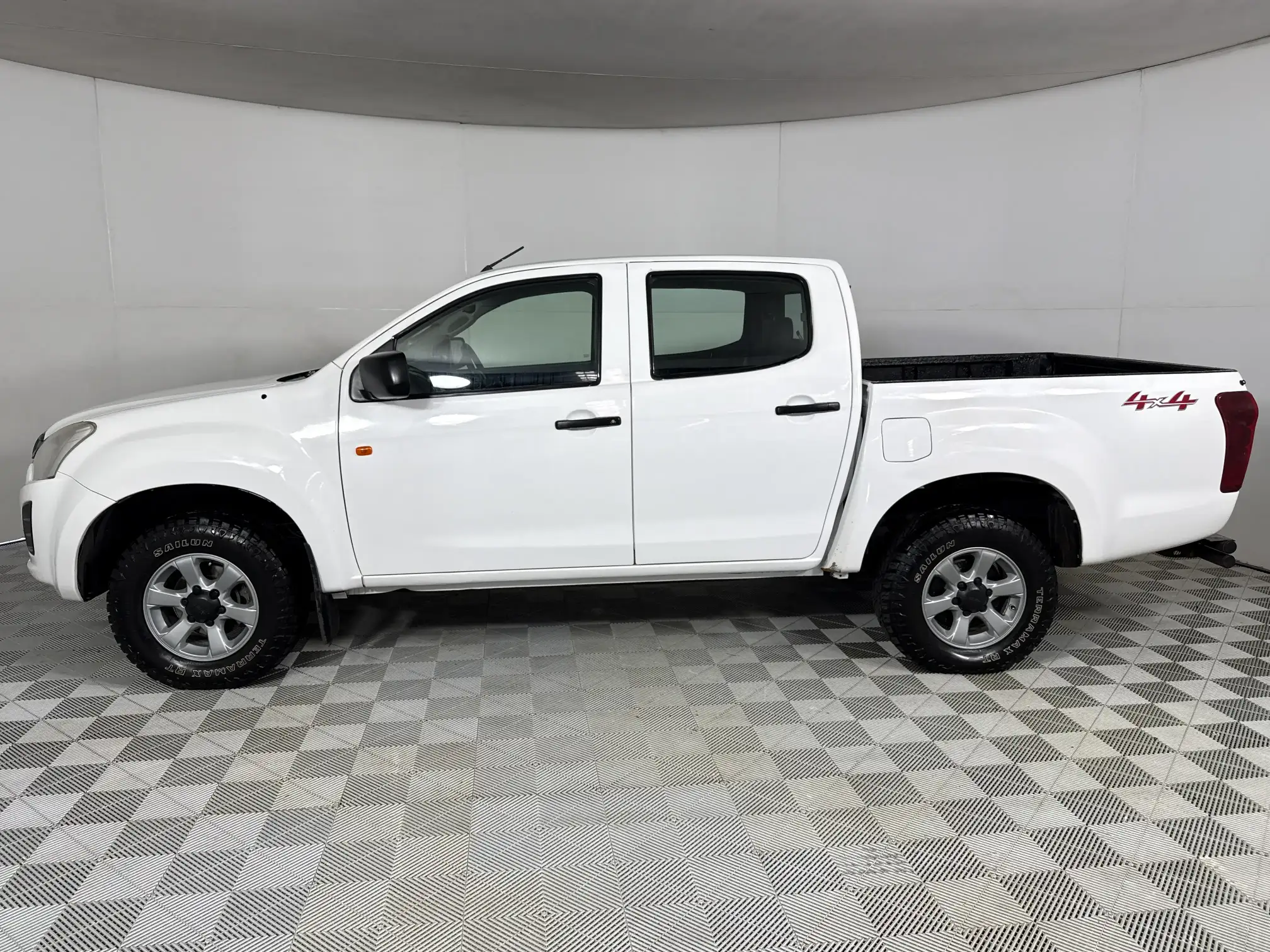 Isuzu KB