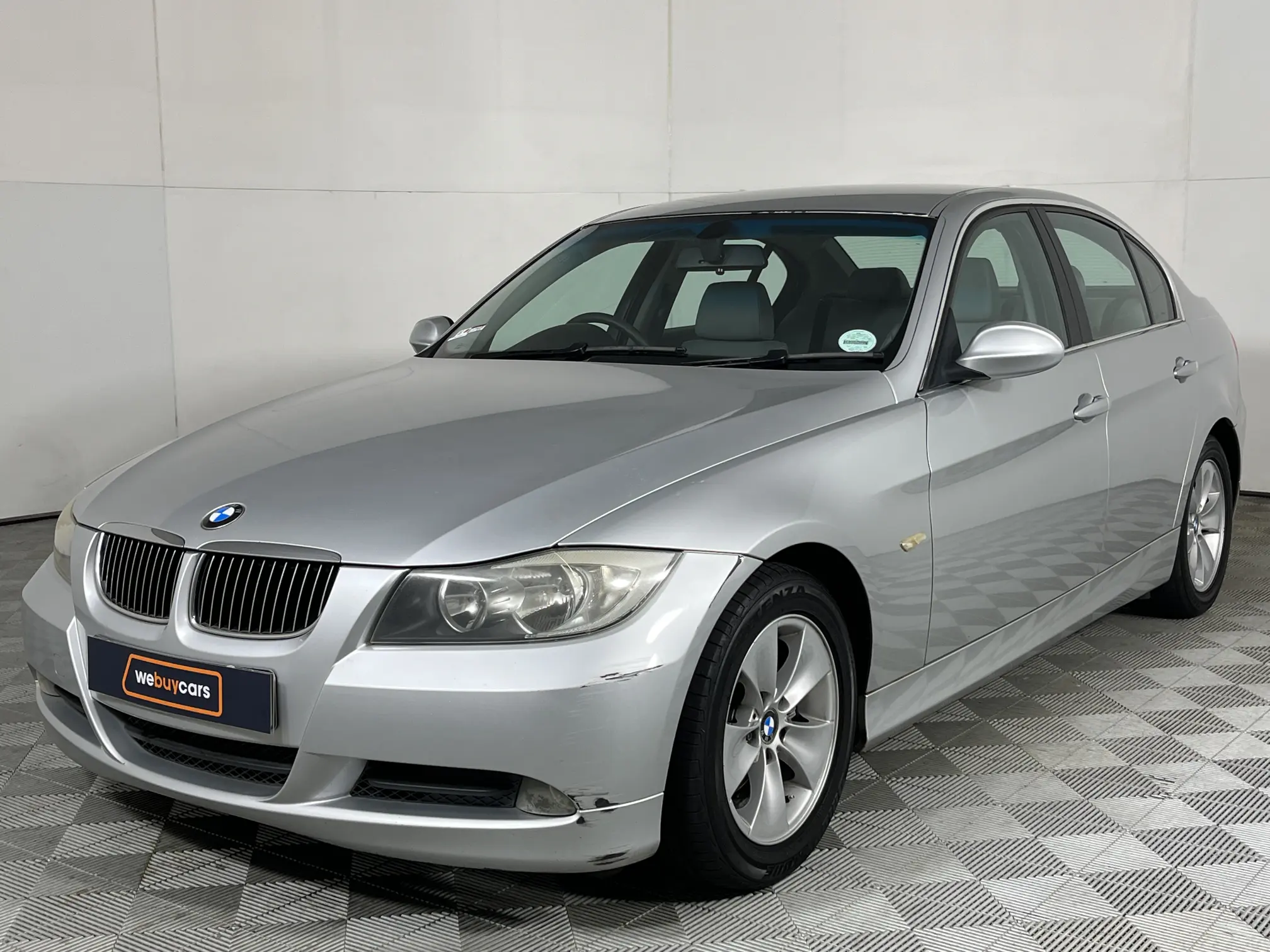 2006 BMW 3 Series 323i (E90)