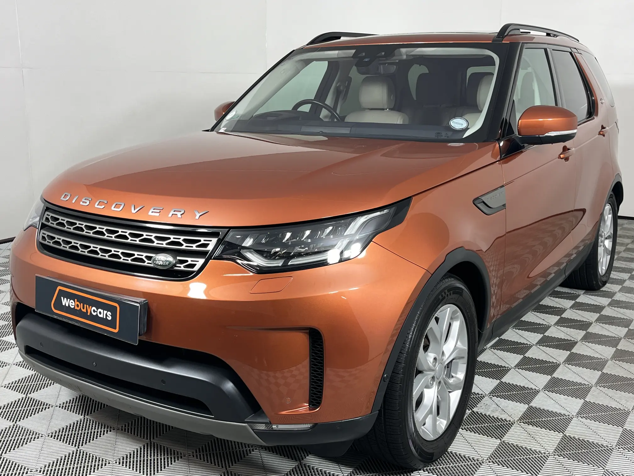 2017 Land Rover Discovery 3.0 TD6 SE