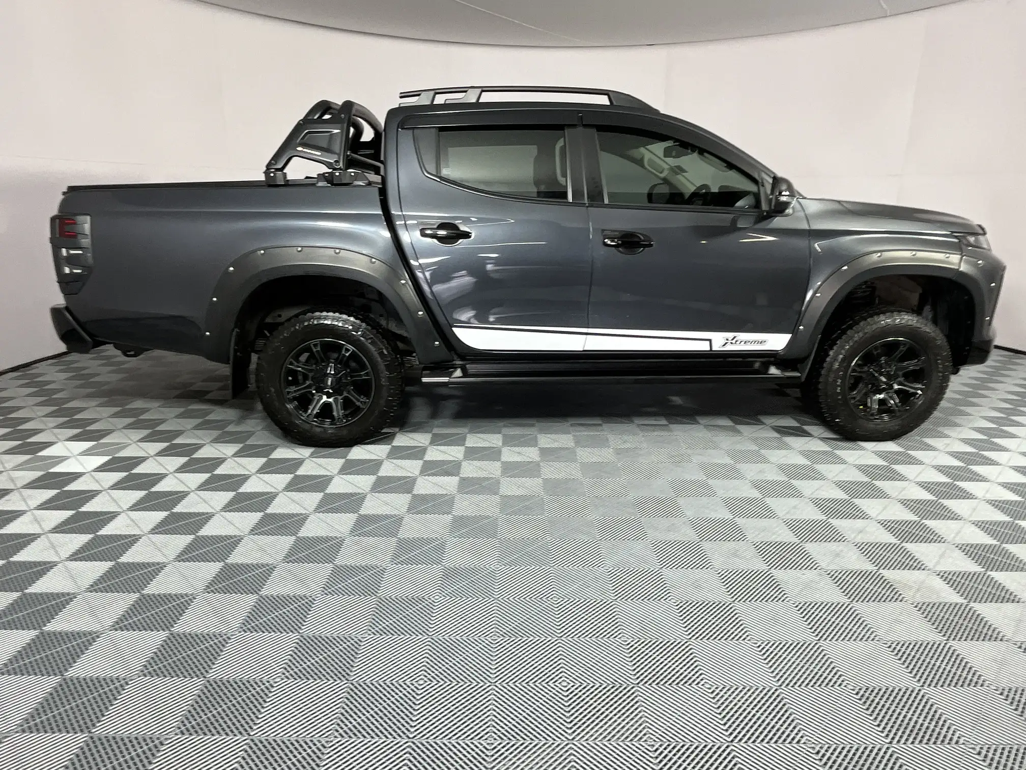 Mitsubishi Triton
