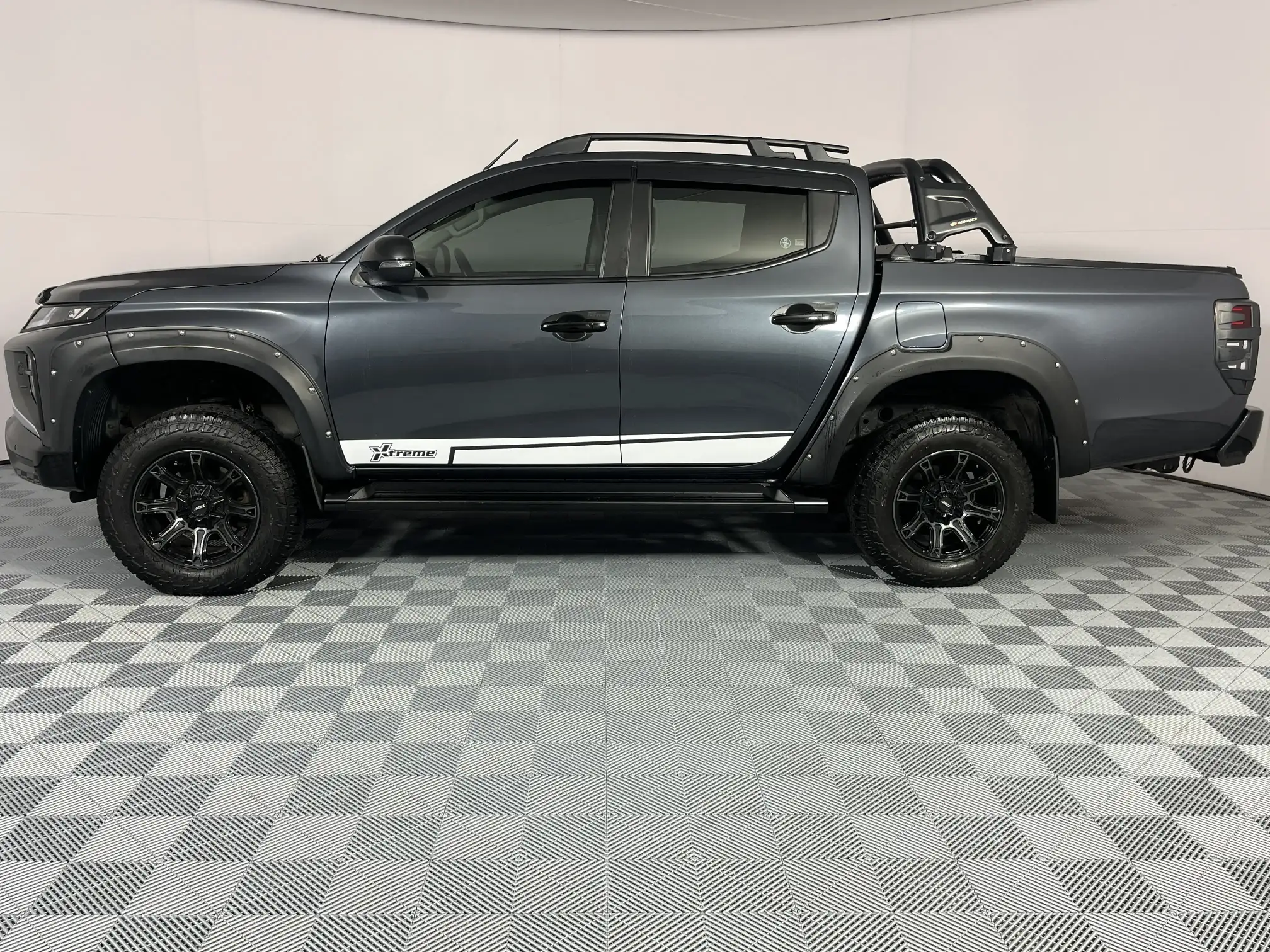 Mitsubishi Triton