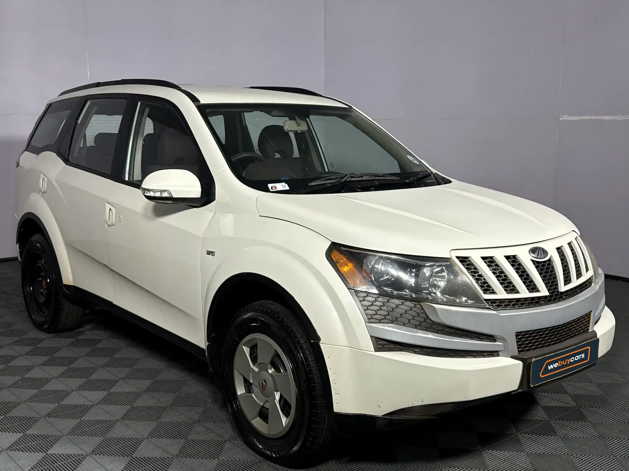 Mahindra XUV