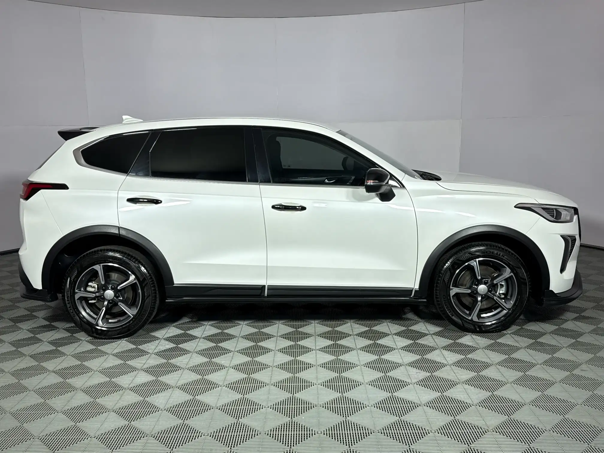 Haval Jolion