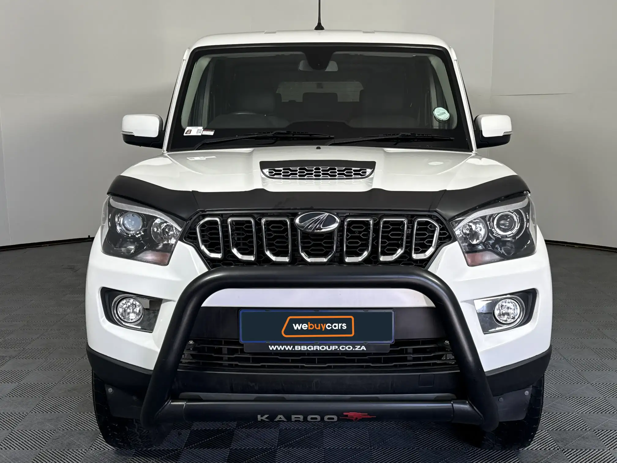 Mahindra PIK UP