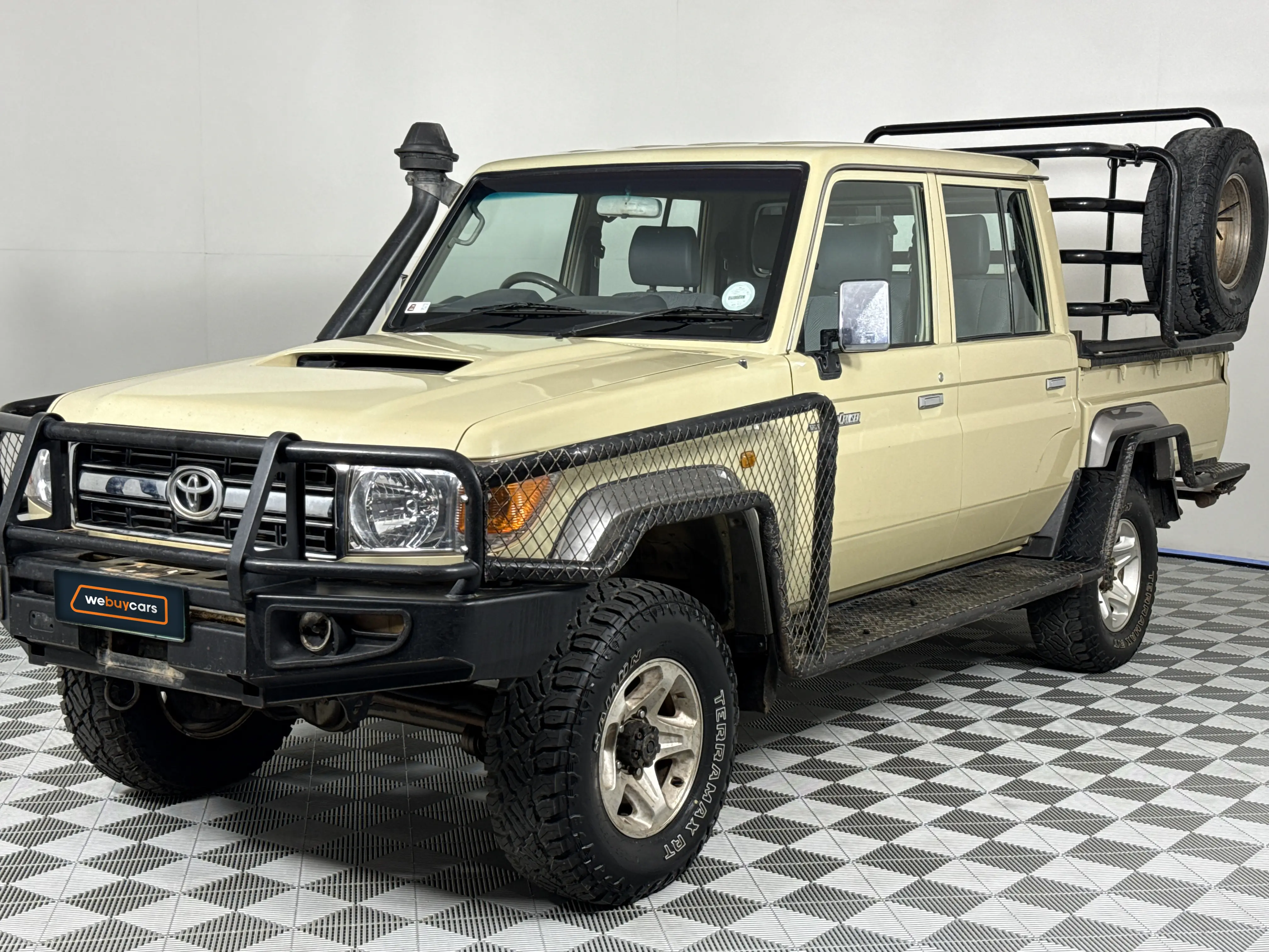 2016 Toyota Land Cruiser 79 4.5d Pick Up Double Cab
