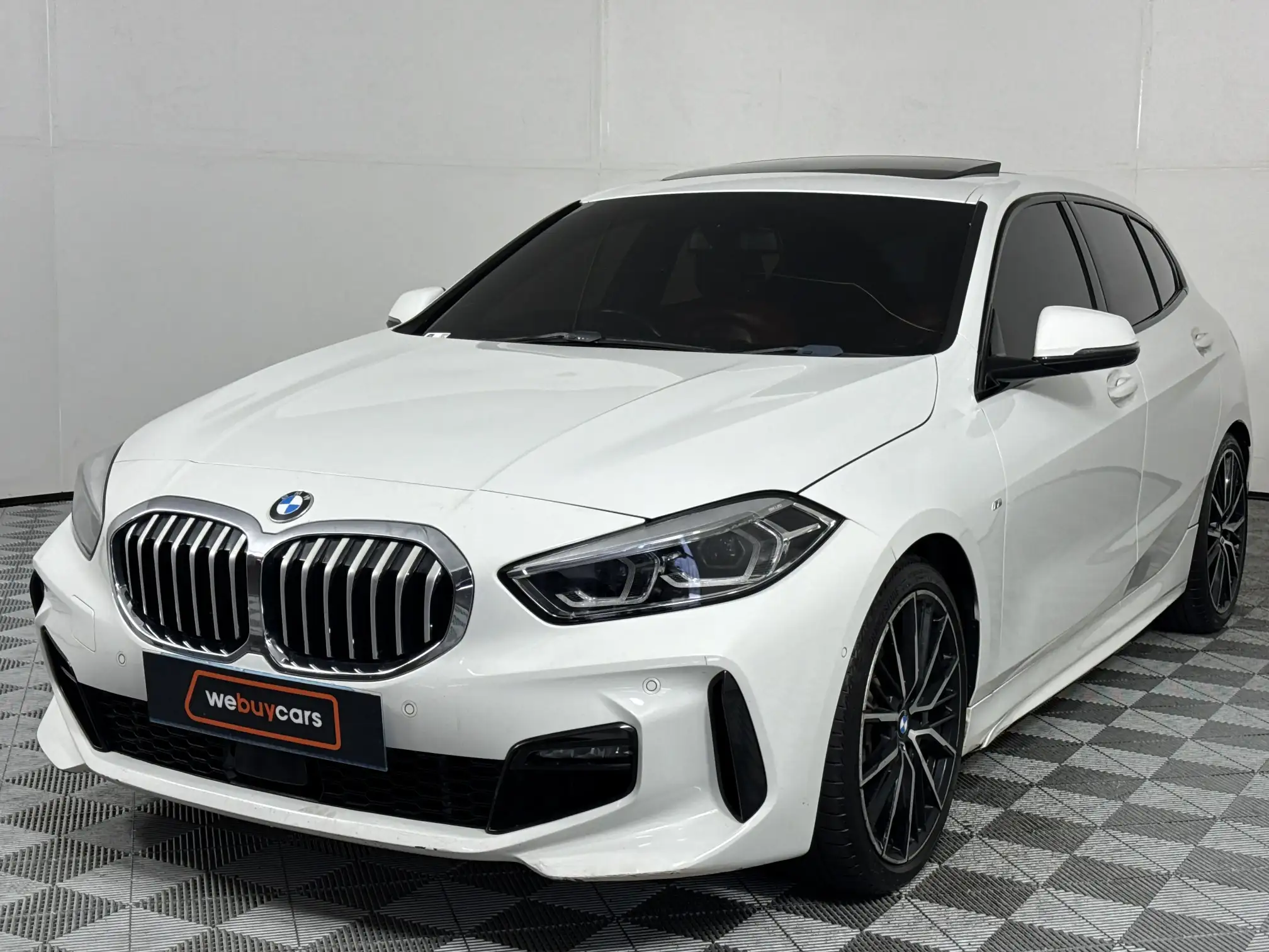 2020 BMW 1 Series (f40)