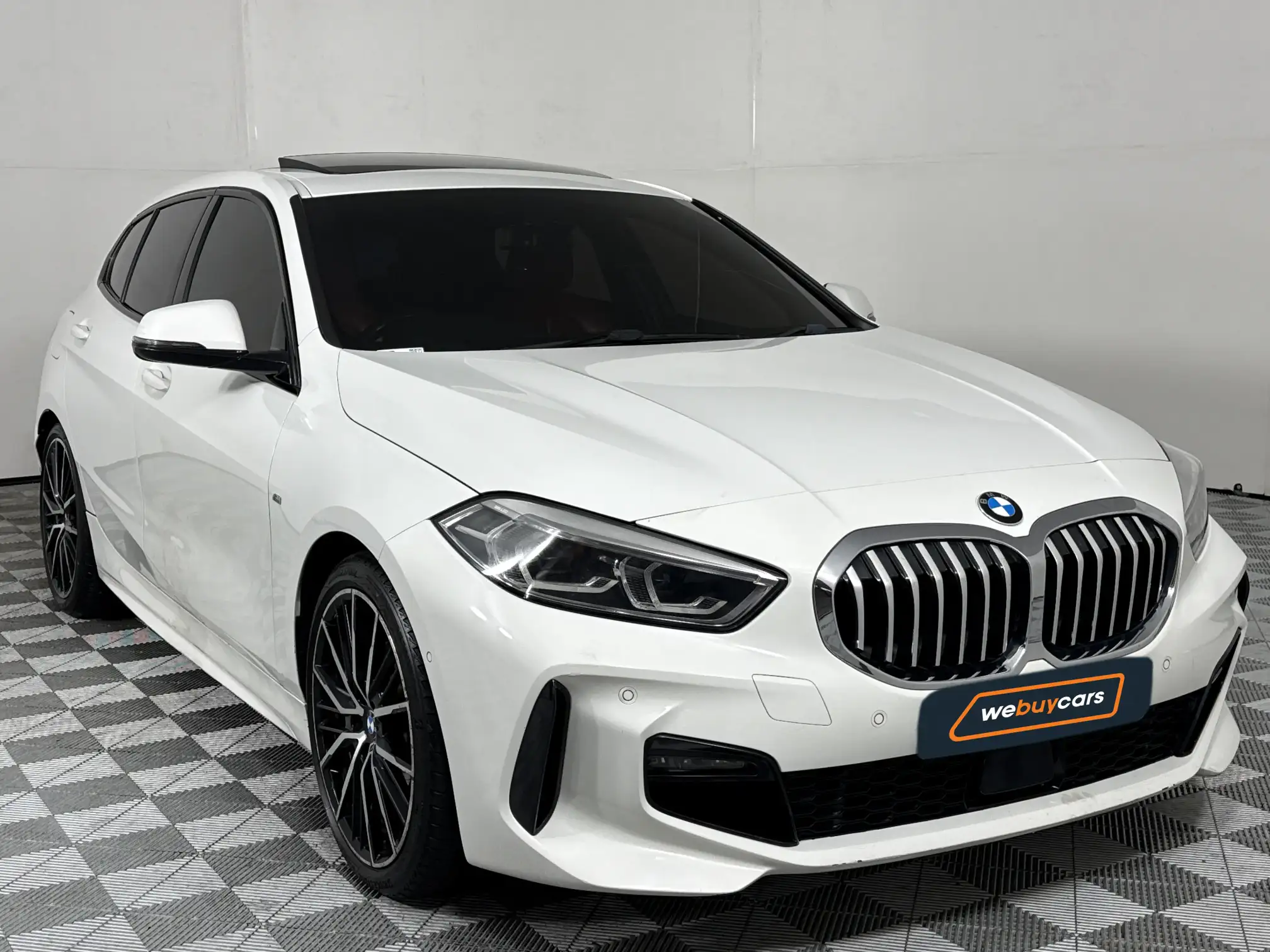BMW 1 Series (f40)