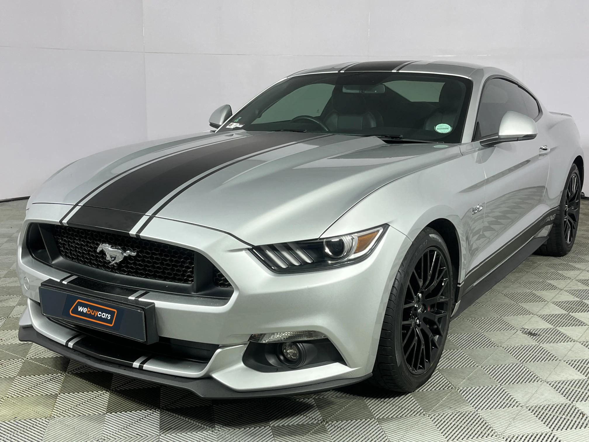 Ford Mustang 5.0 GT Fastback auto