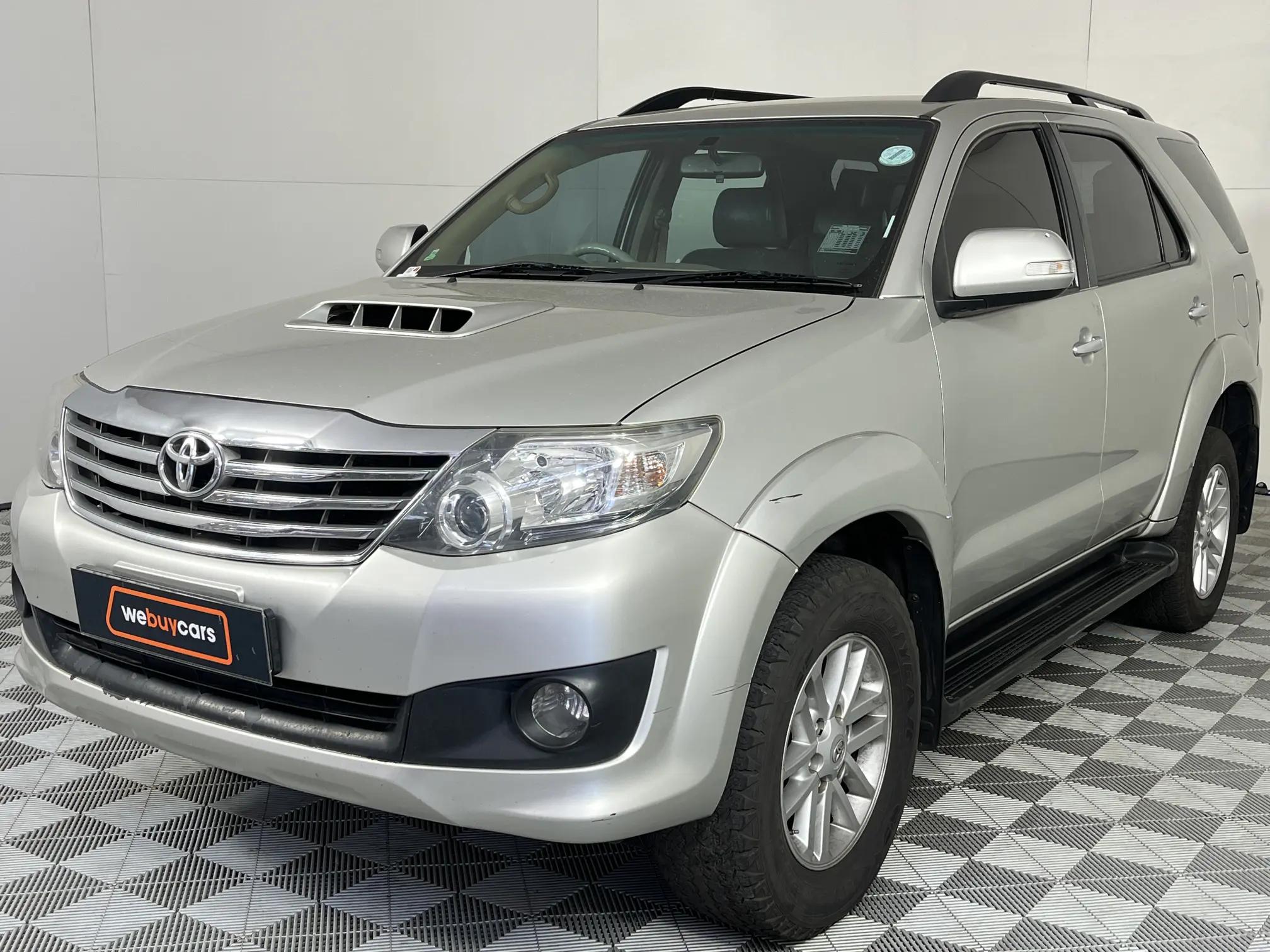 Toyota Fortuner III 2.5 D-4D VNT Raised Body Auto