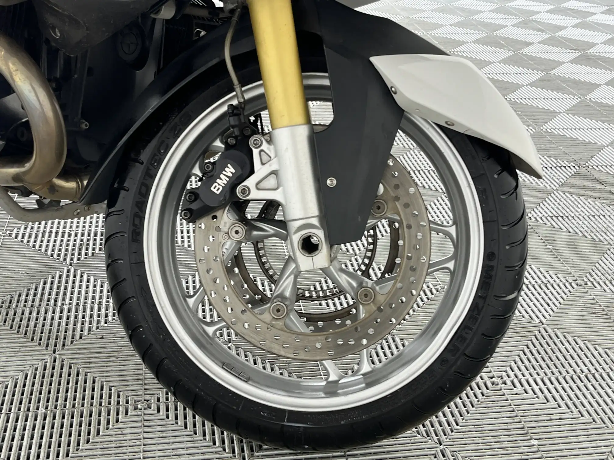 BMW R Series