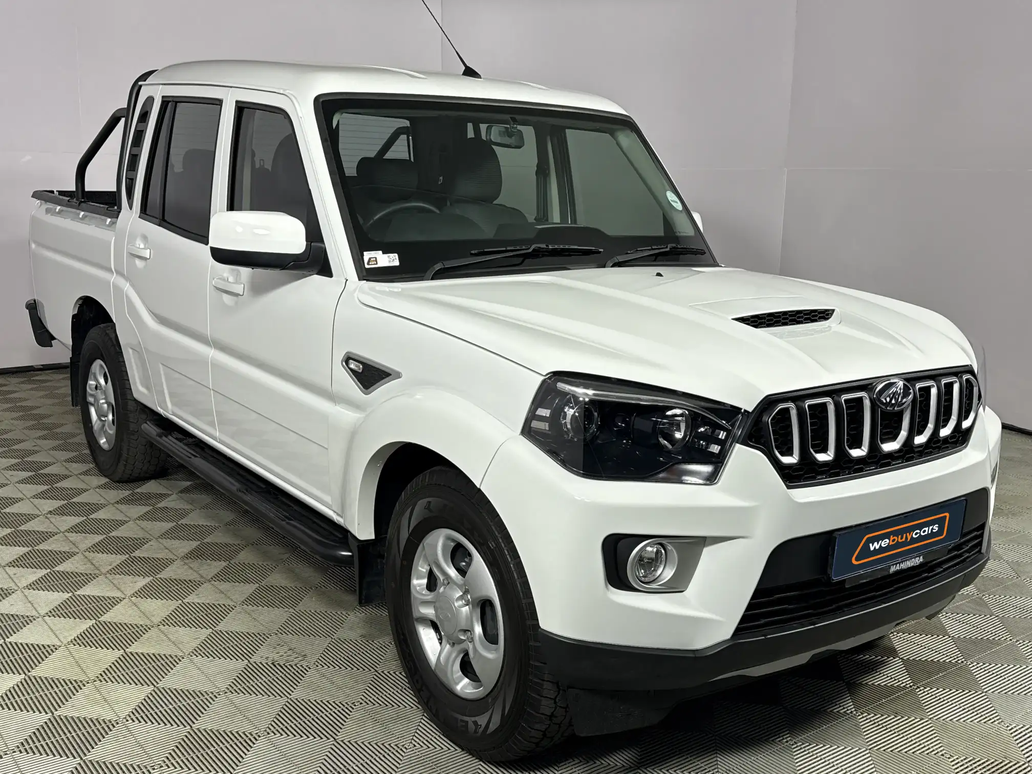 Mahindra PIK UP