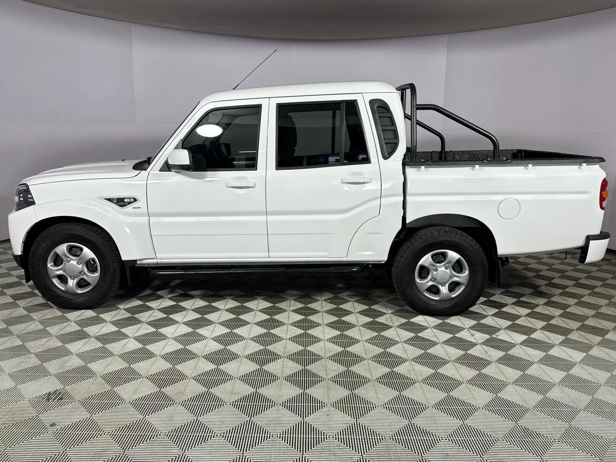 Mahindra PIK UP
