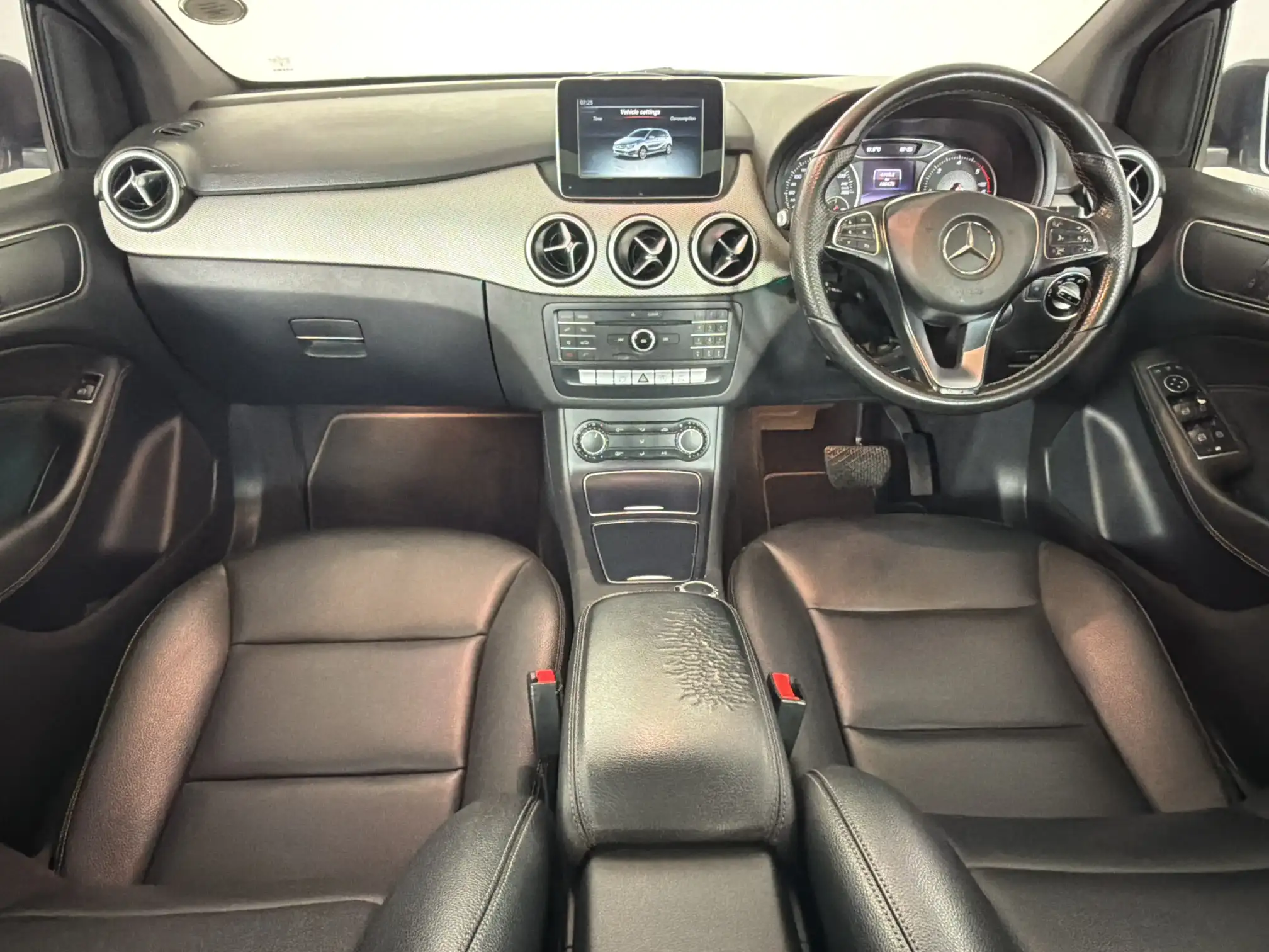 Mercedes-Benz B Class